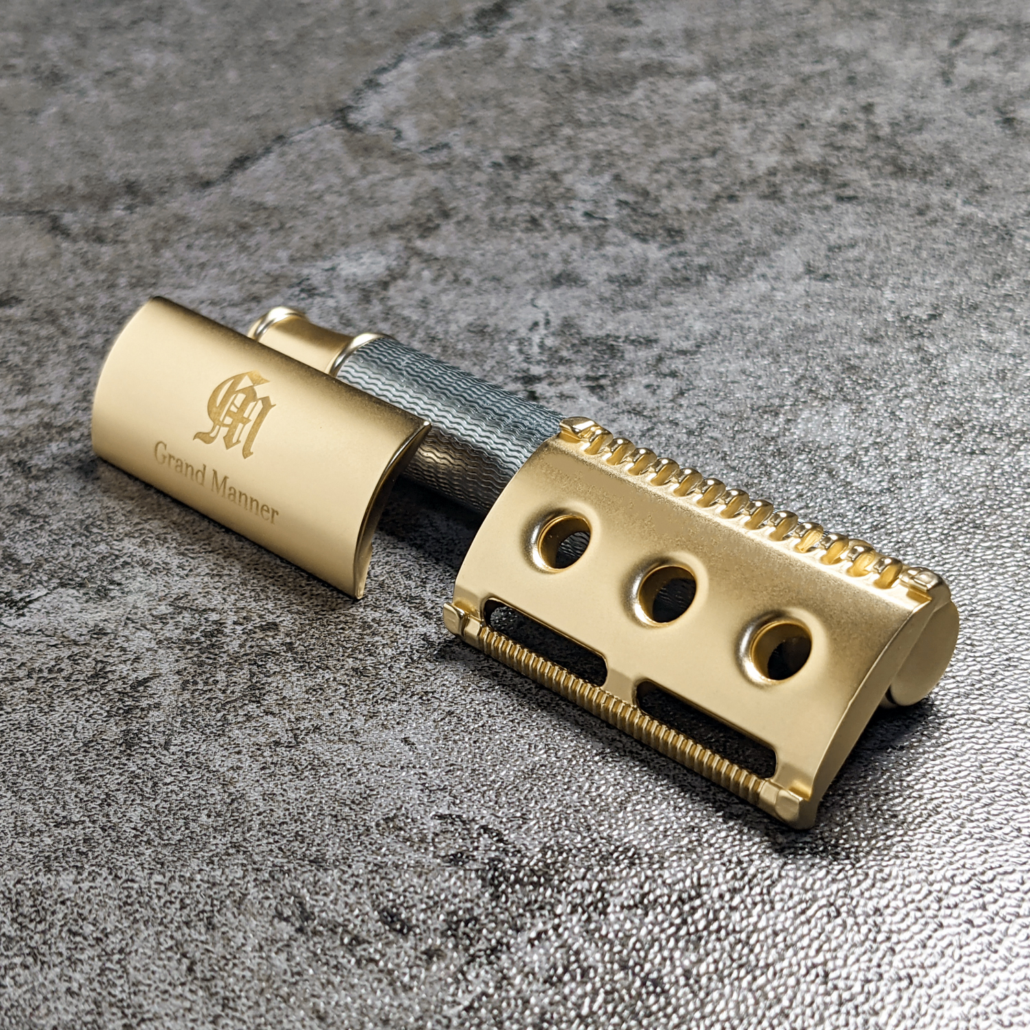 英國 Grand Manner 特務系列 復古雙面安全手動刮鬍刀（二合一刀頭 / 傳統老式雙刃刮鬍刀片）