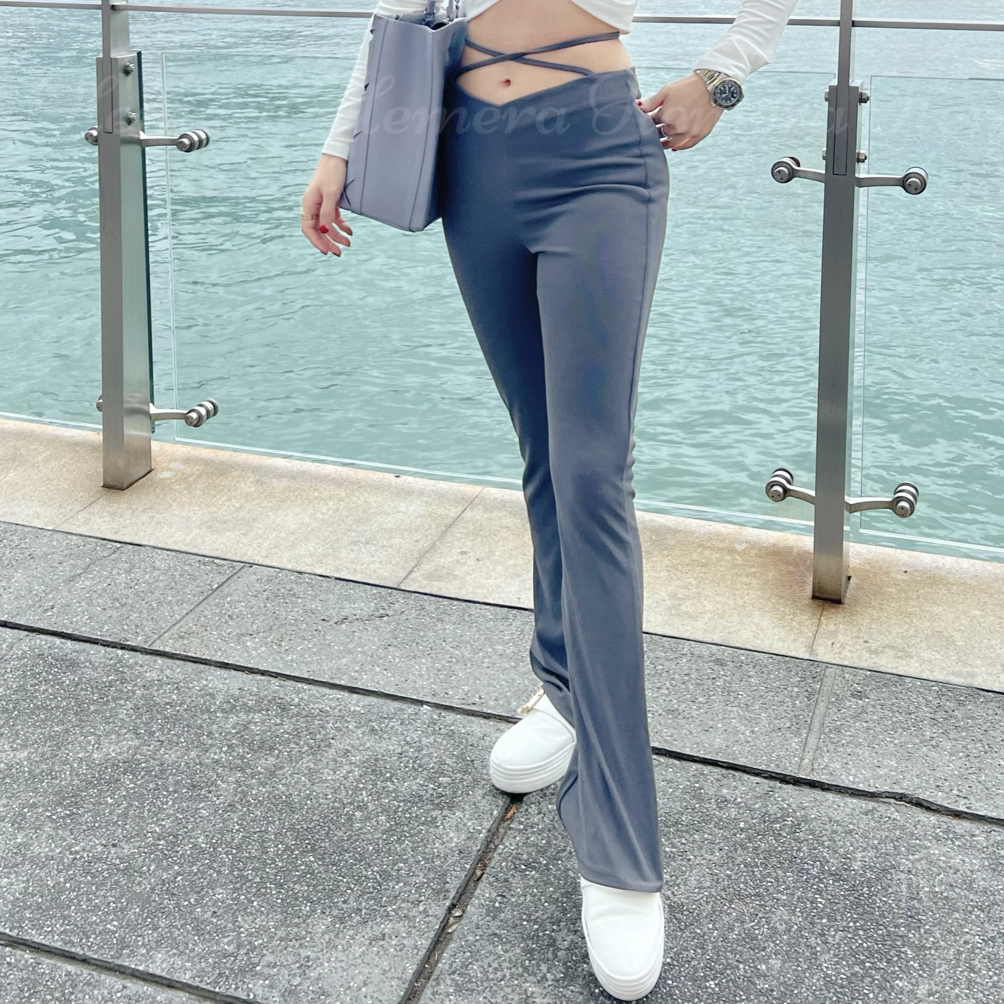 IN STOCK: PT22S1119 後綁帶貼身小喇吧長褲