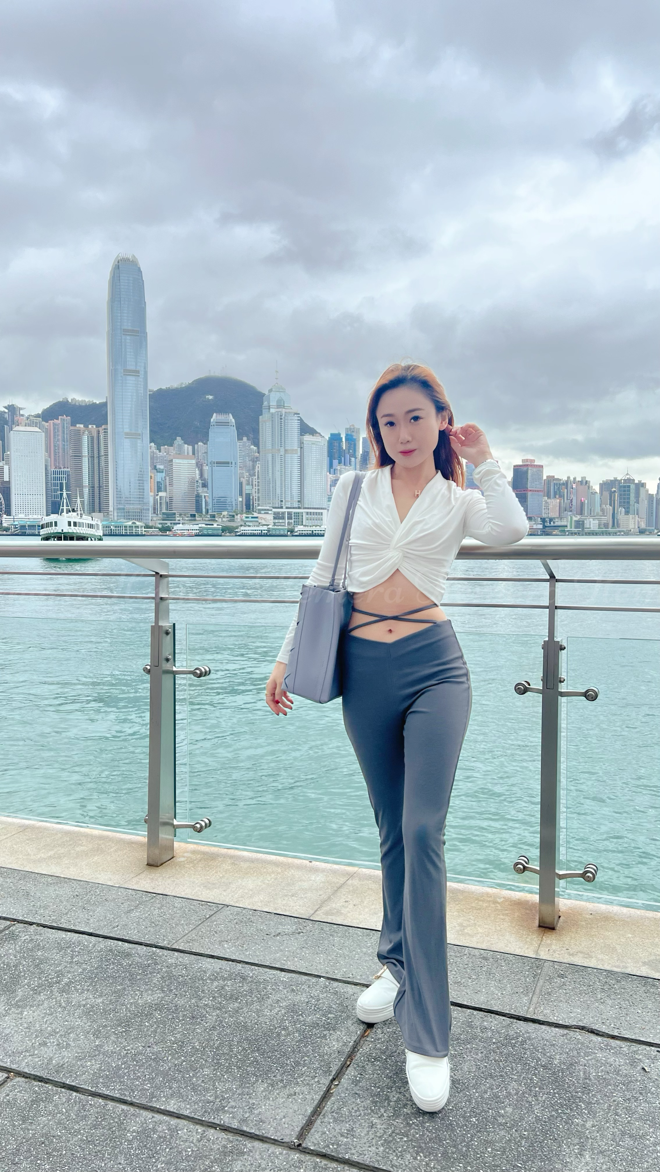 IN STOCK: PT22S1119 後綁帶貼身小喇吧長褲