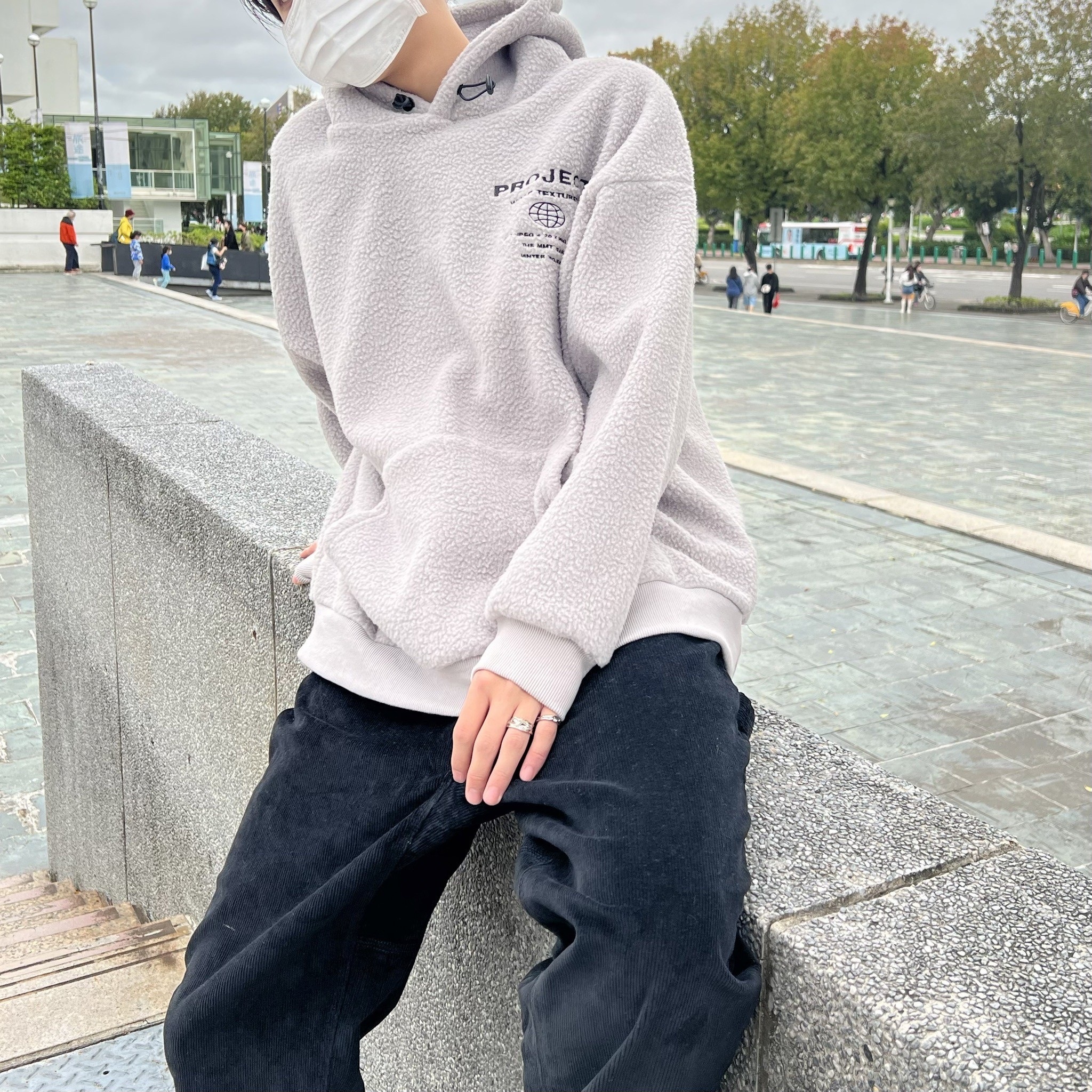 地球絨毛帽踢 黑//灰//杏