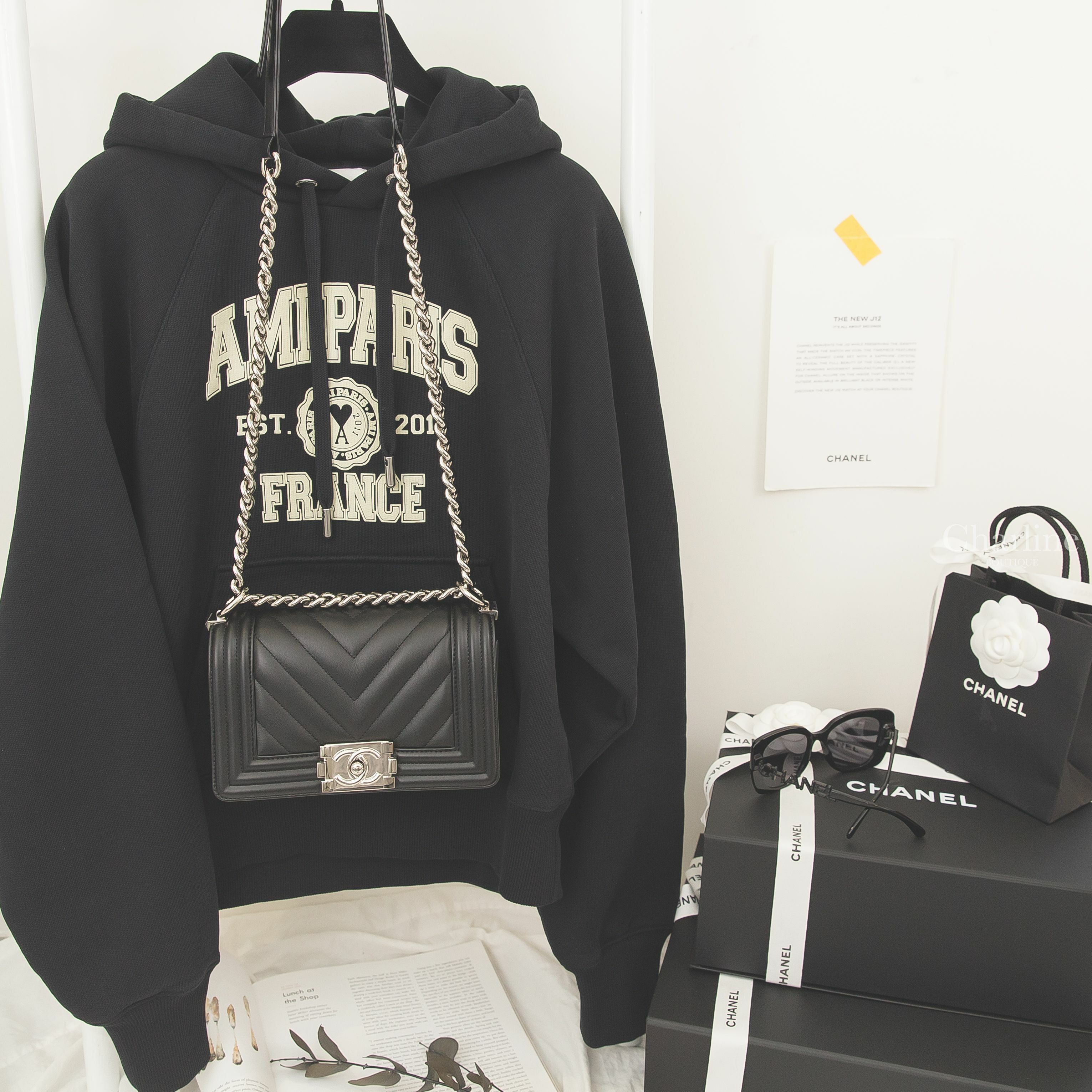 Chanel Cashmere Scarf 黑底白字喀什米爾圍巾,Chanel Small Boy Chanel Handbag 黑色銀CC銀鍊20cm牛皮山形紋手提肩背包-Charline Boutique 精品代購