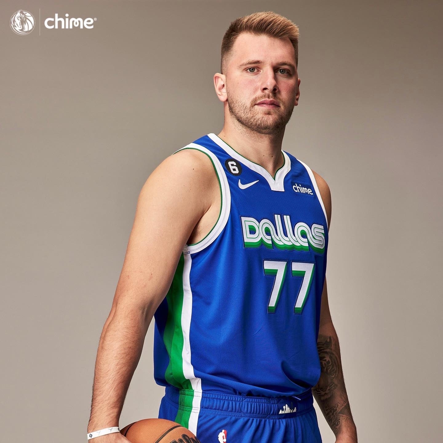 達拉斯獨行俠隊 22-23 城市版球衣