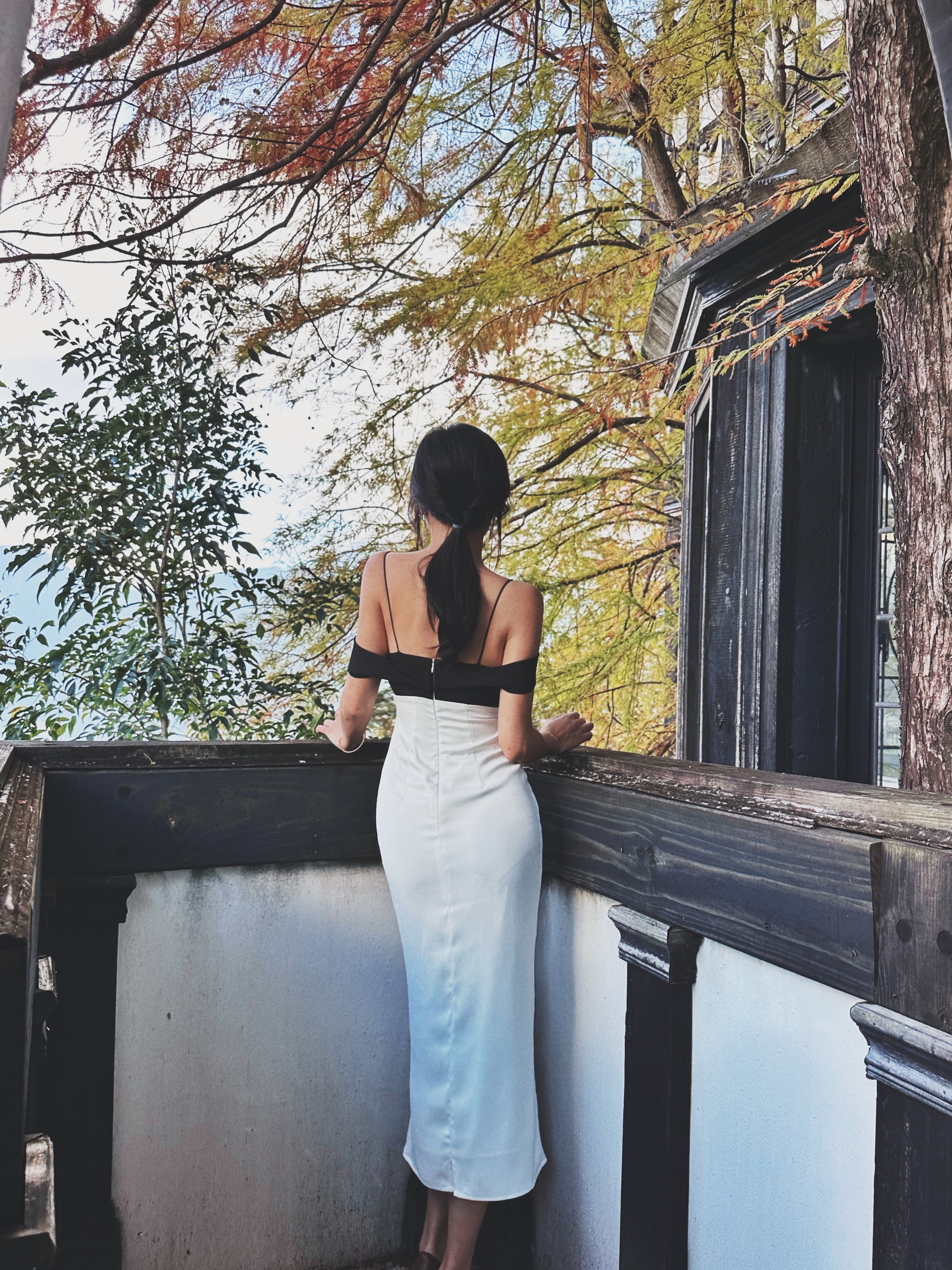 French 法式優雅 拼色細肩緞面洋裝