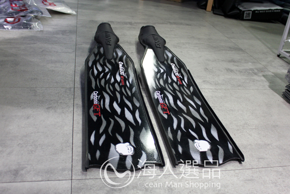 CARBONIO GFT – ONDA VTR H.F. 32° 玻璃纖維長蛙鞋 藍迷彩/黑迷彩/零碼現貨
