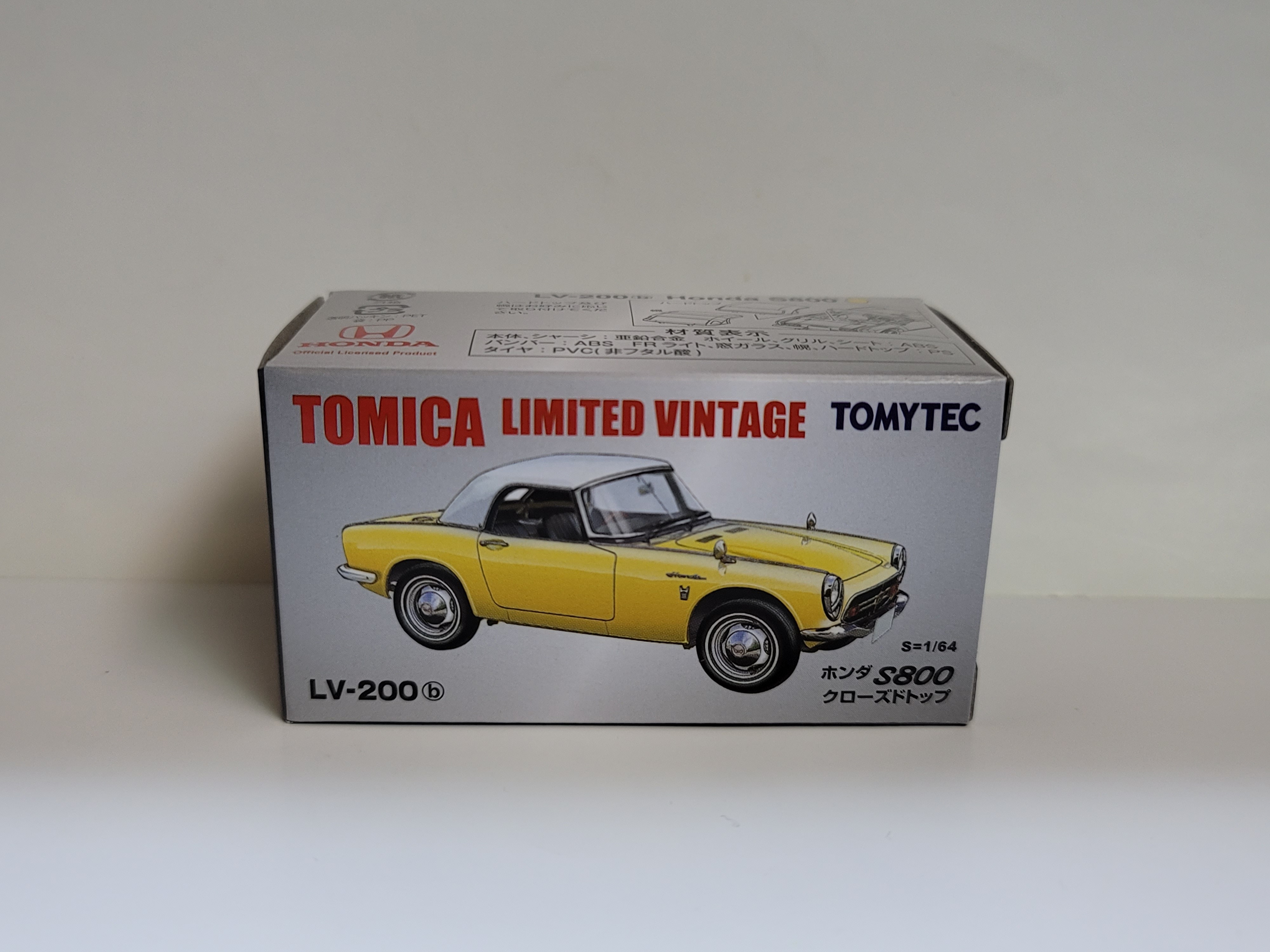 Tomytec LV-200b Honda S800 Closed Top (Yellow)