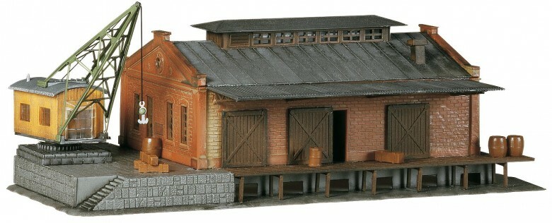 Faller 222180 N scale Freight depot with crane