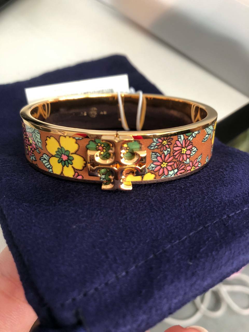 [S] TORY BURCH KIRA ENAMEL PRINTED 14MM BRACELET,BROWN, 192485707465 (STB201)