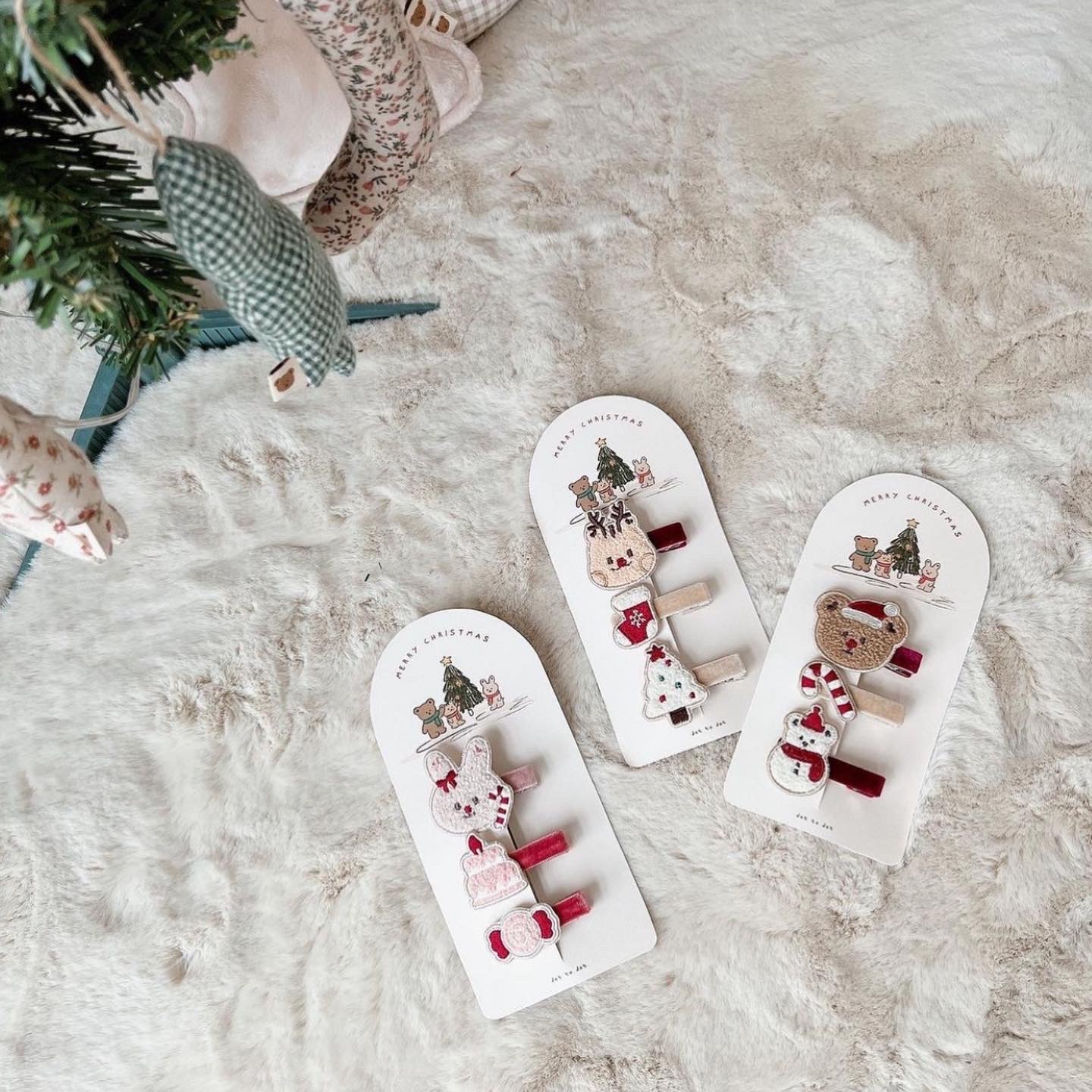 𝐃𝐨𝐭 𝐭𝐨 𝐃𝐨𝐭 動物聖誕髮夾