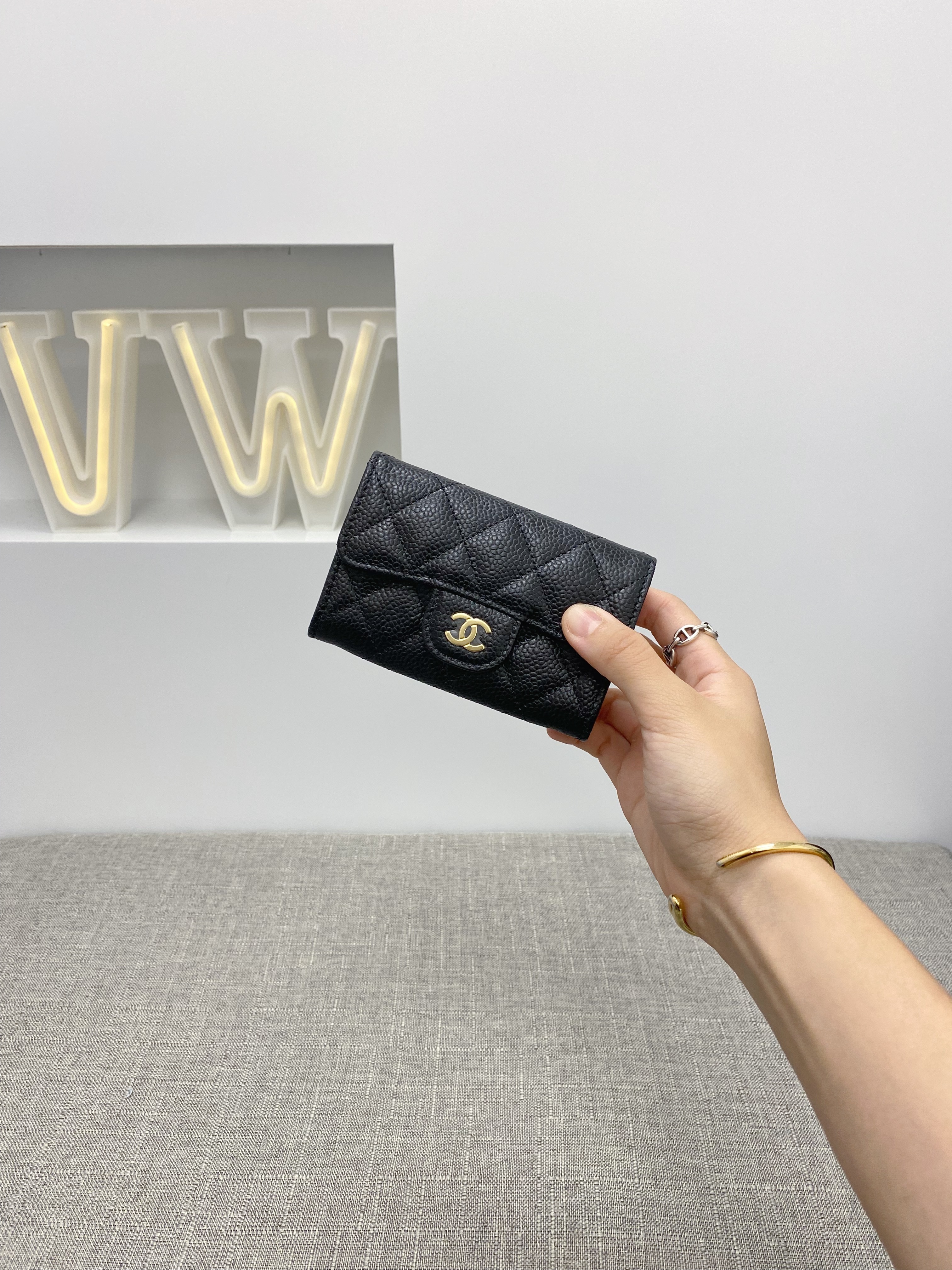 Chanel Classic Flap Card Holder (AP0214)