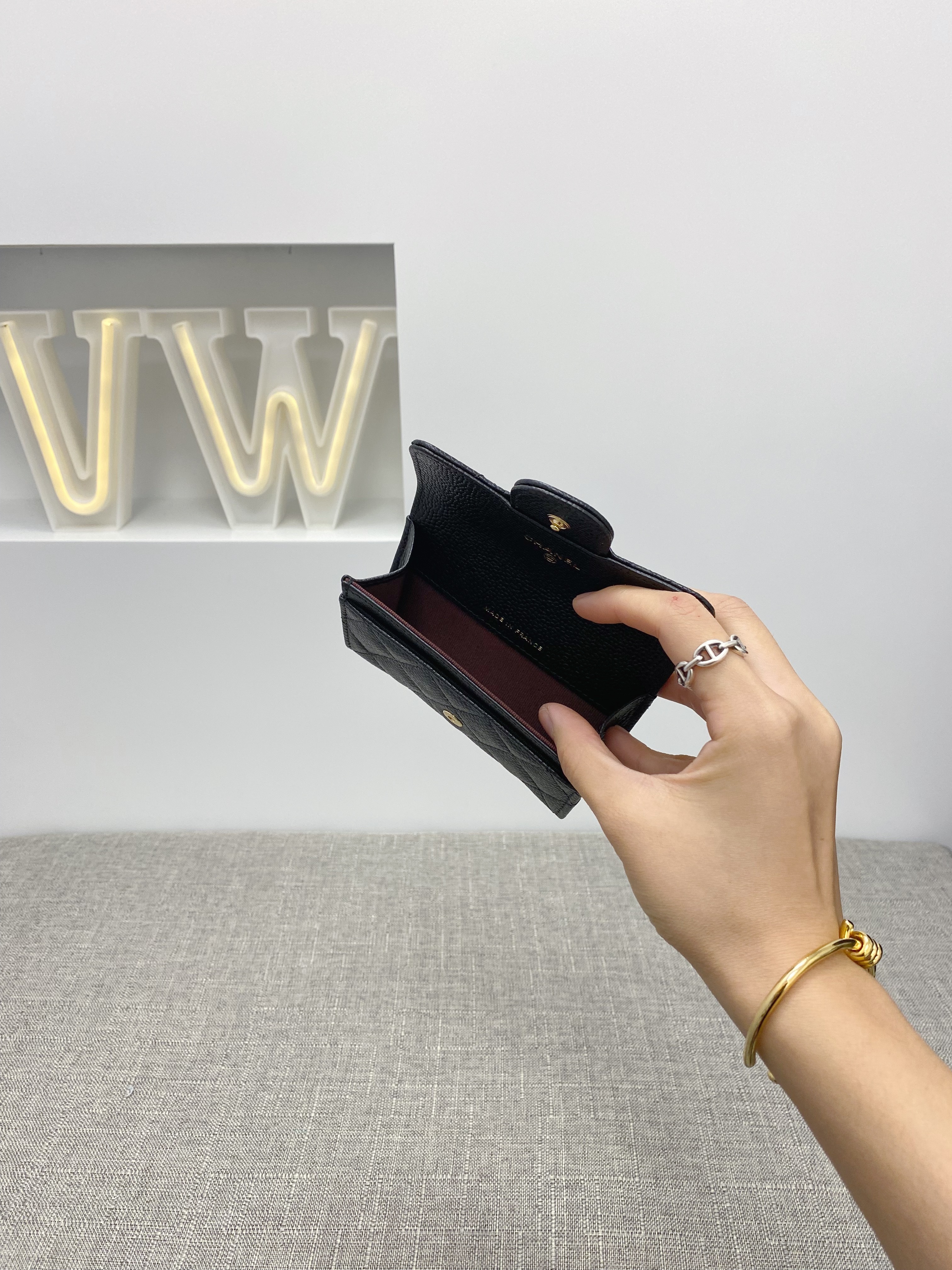 Chanel Classic Flap Card Holder (AP0214)