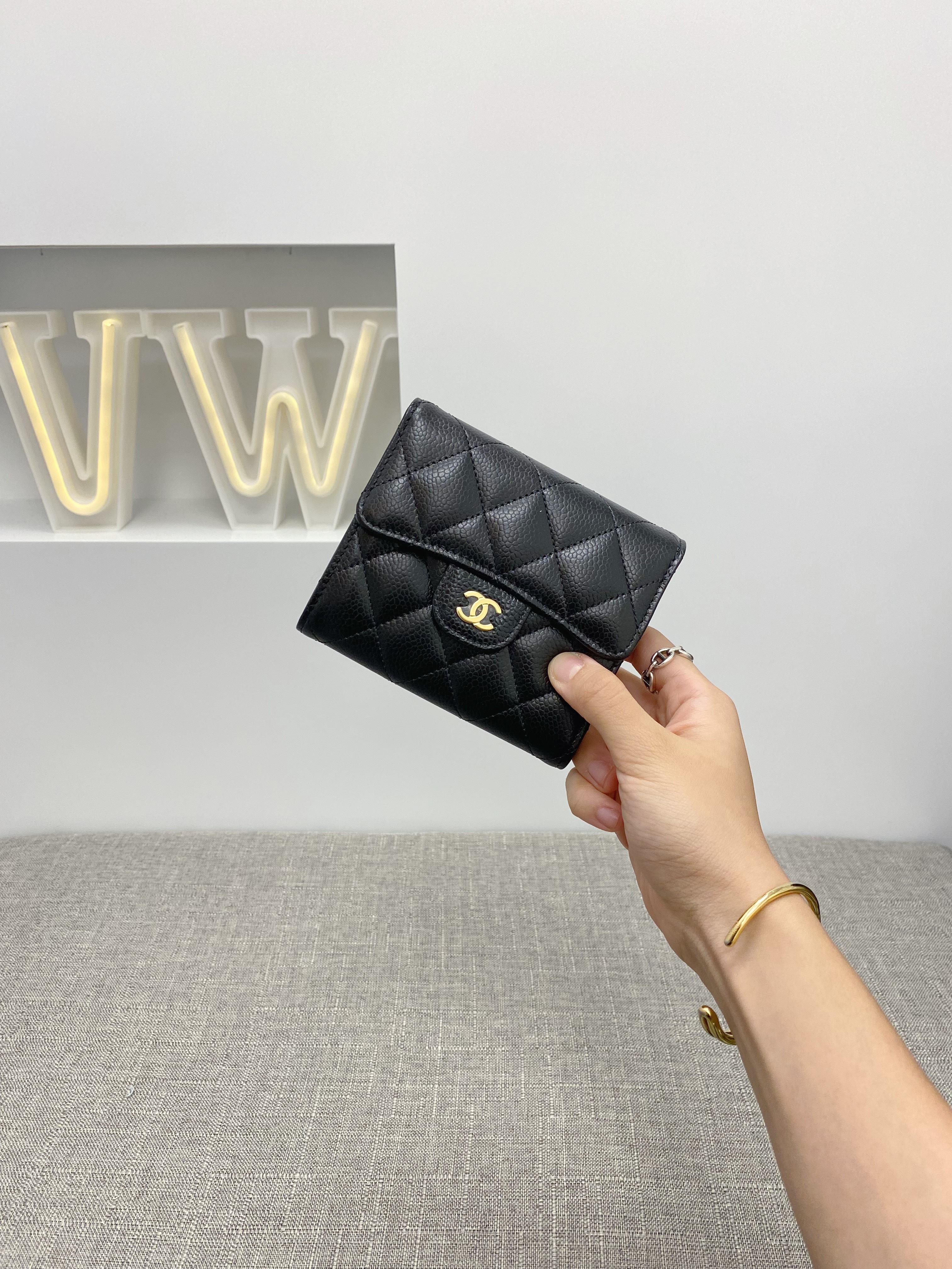 Chanel Classic Small Flap Wallet (AP0231)