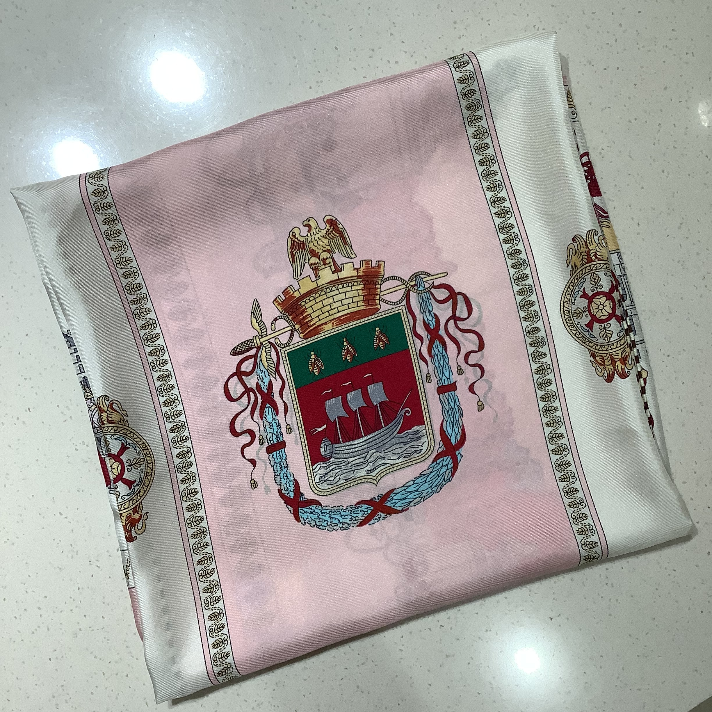 印花斜紋真絲方巾 90x90公分