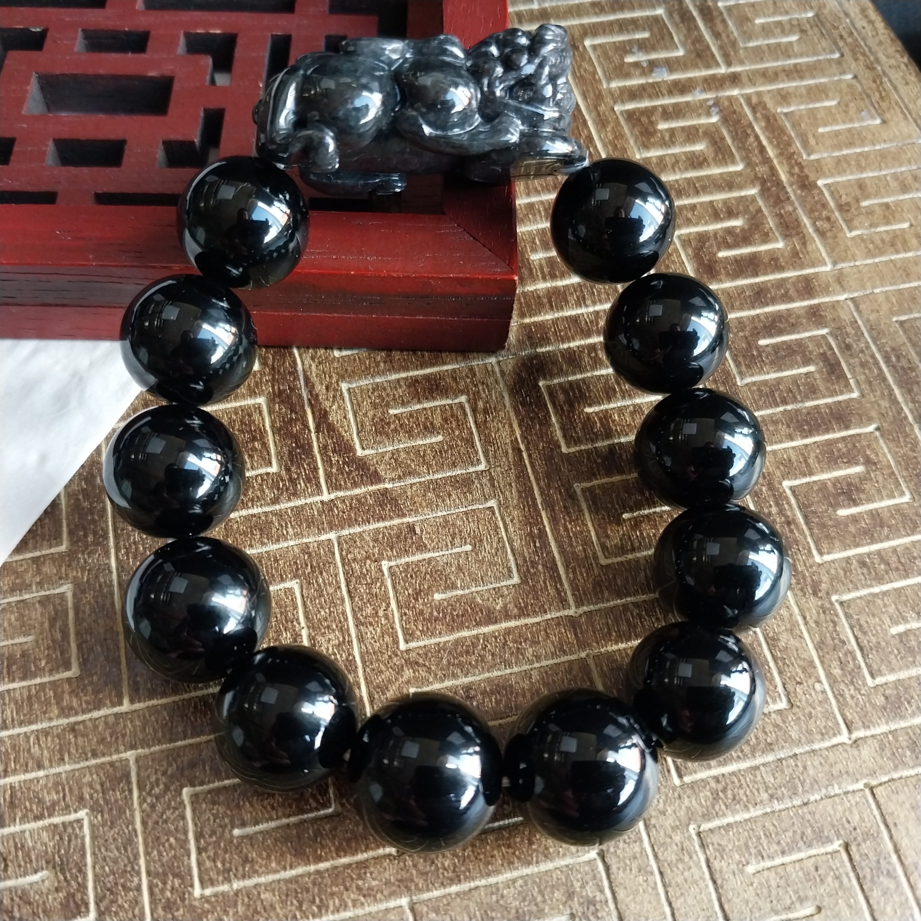 J2087 烏雞種貔貅+墨翠珠手串