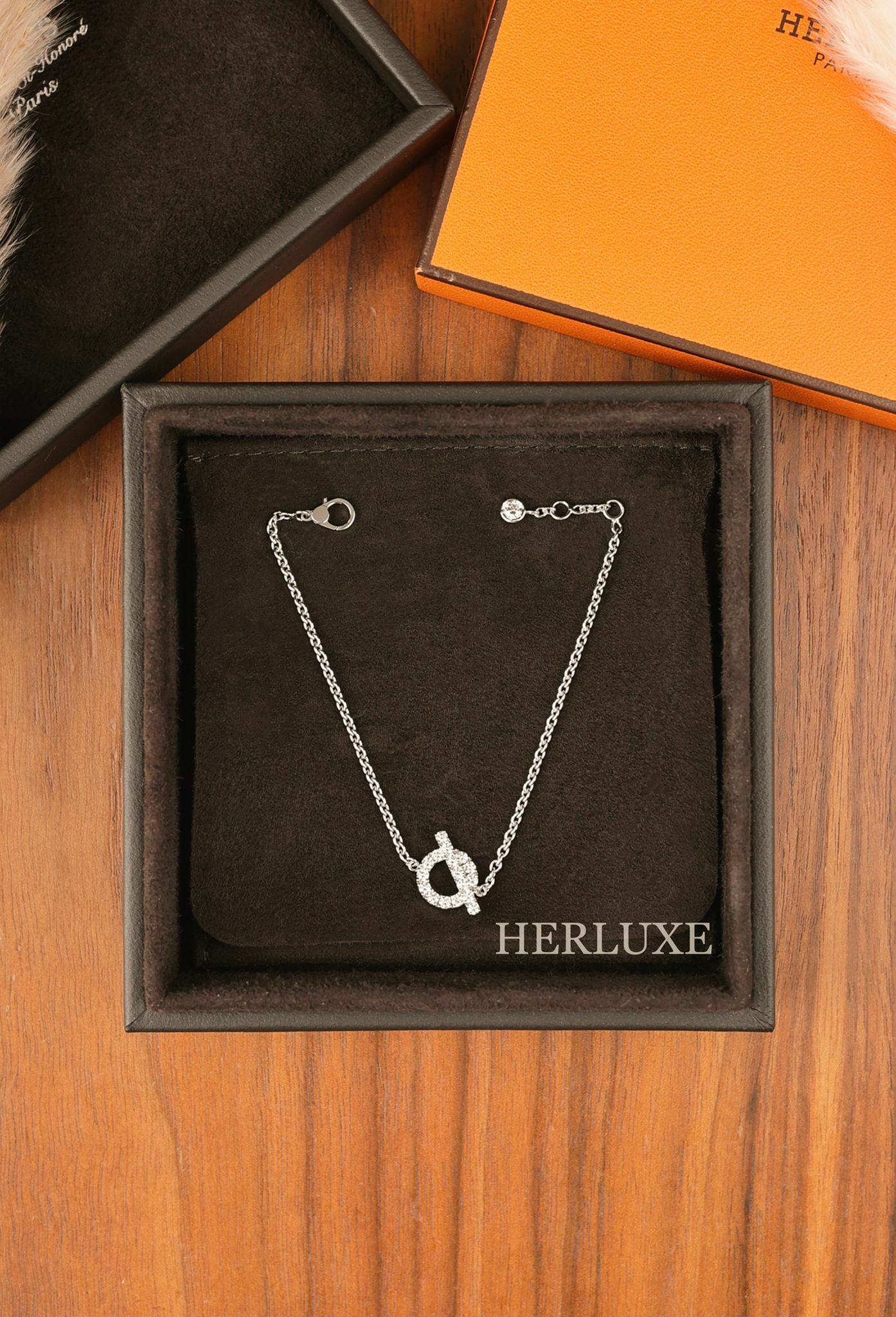 Finesse bracelet 18D 0.55ct orb-18K white gold 小Q 白金 鑽石手鏈 (可預訂size)