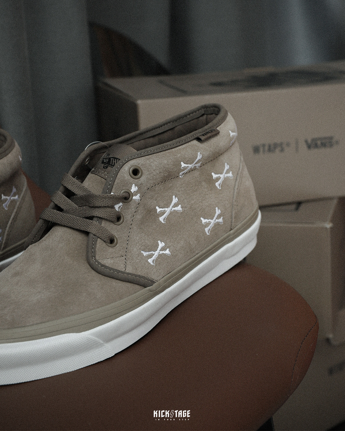 <特價商品，不退換>VANS OG CHUKKA LX WTAPS BONES COYOTE 聯名 灰棕色 骨頭 麂皮 中筒休閒鞋【VN0A4U3GBMD】