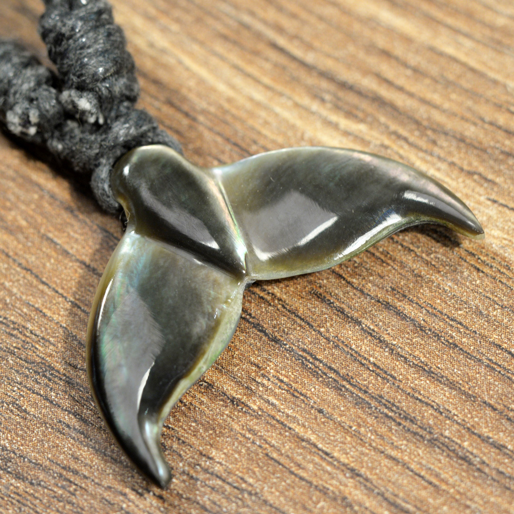 FREEDIVING PLANET - 魚尾造型項鍊 Black Lip Shell (銀輝貝)