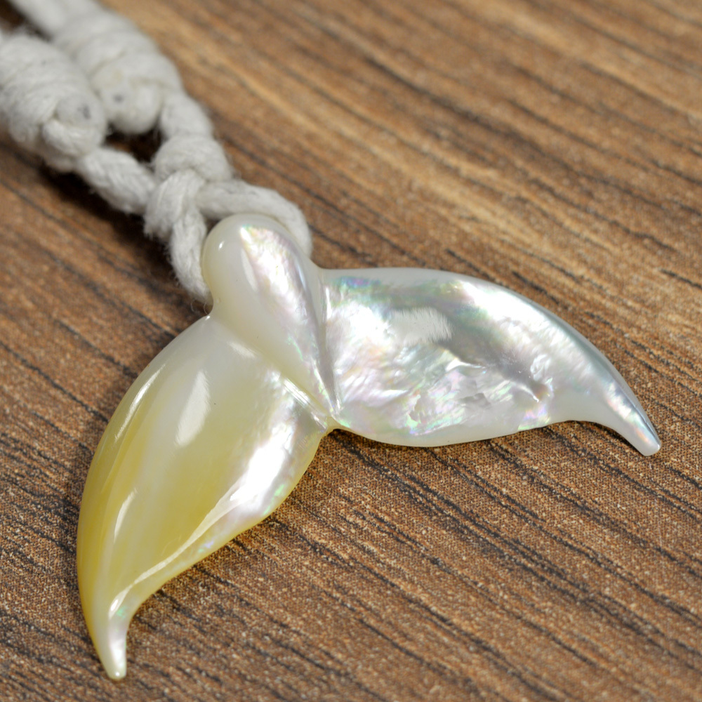 FREEDIVING PLANET - 魚尾造型項鍊 White Yellow MOP (白金珍珠)