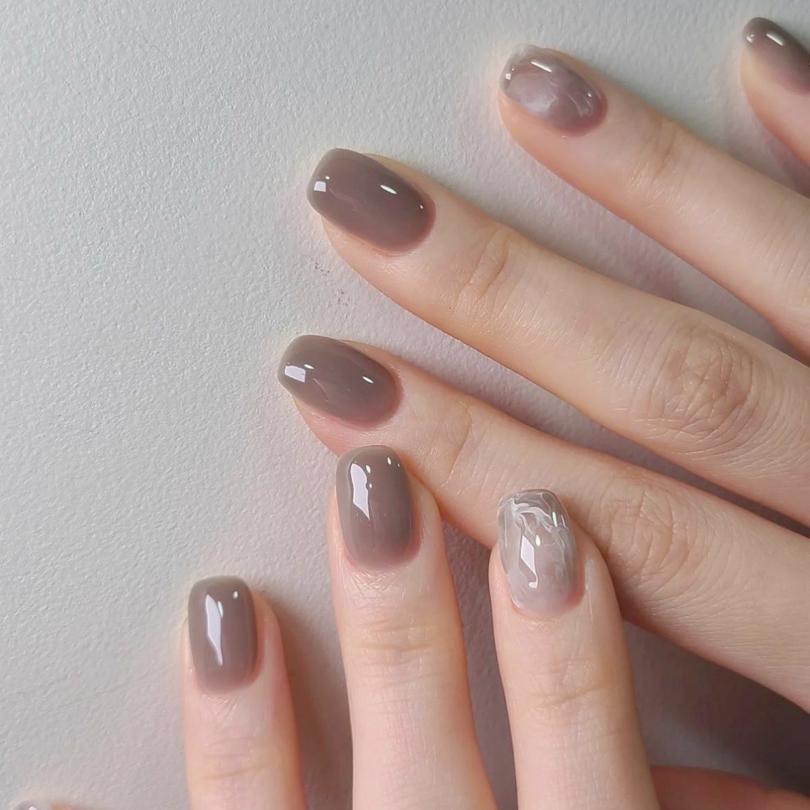 ESTEMIO SY22 (AMBASSADOR)