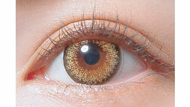 Decorative Eyes UV & Moist No.2 Innocent Kiss   每日拋棄型有色彩妝隱形眼鏡｜每盒10片