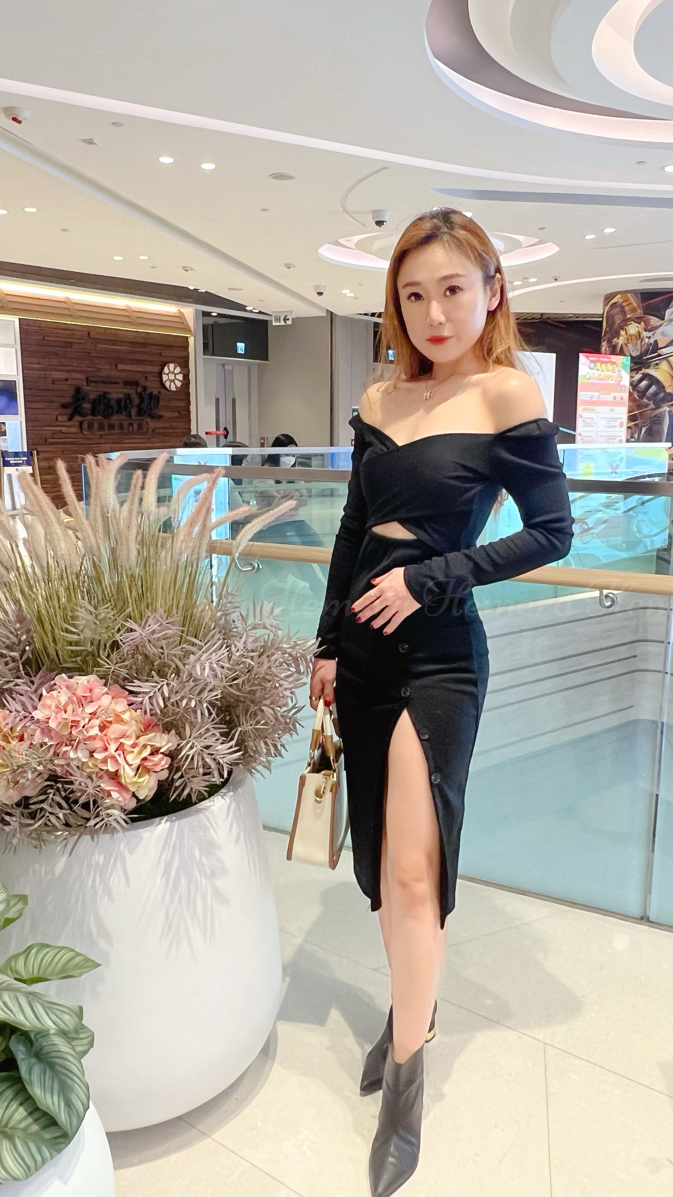 DR22S1037 一字膊性感大開叉連身裙