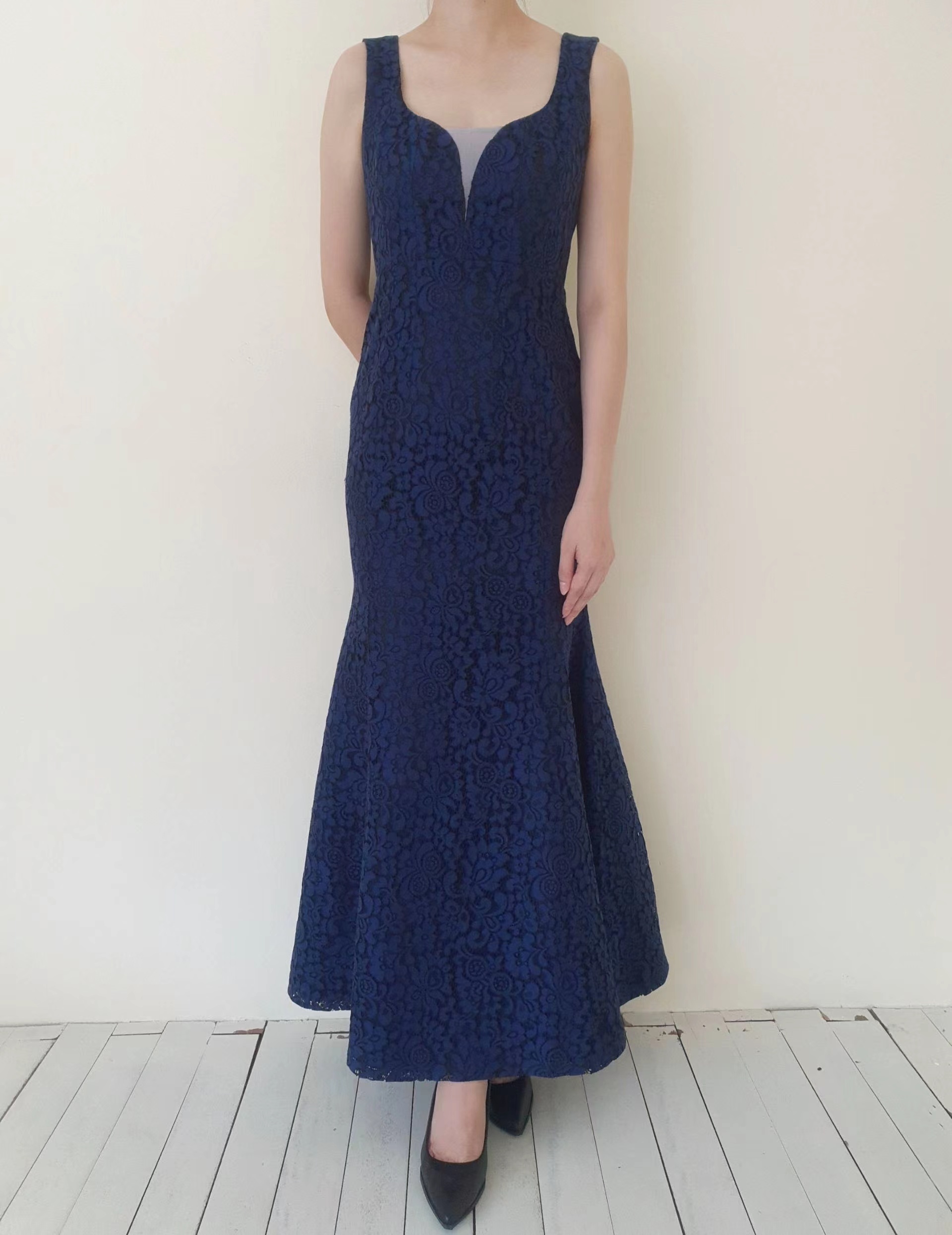 FLORAL LACE MERMAID DRESS