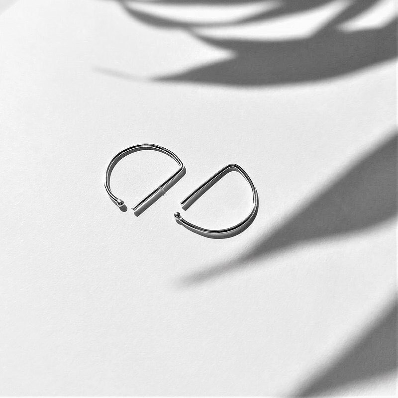 │簡約│DD 輕耳飾 • 純銀耳環 • 無耳扣 • 可碰水