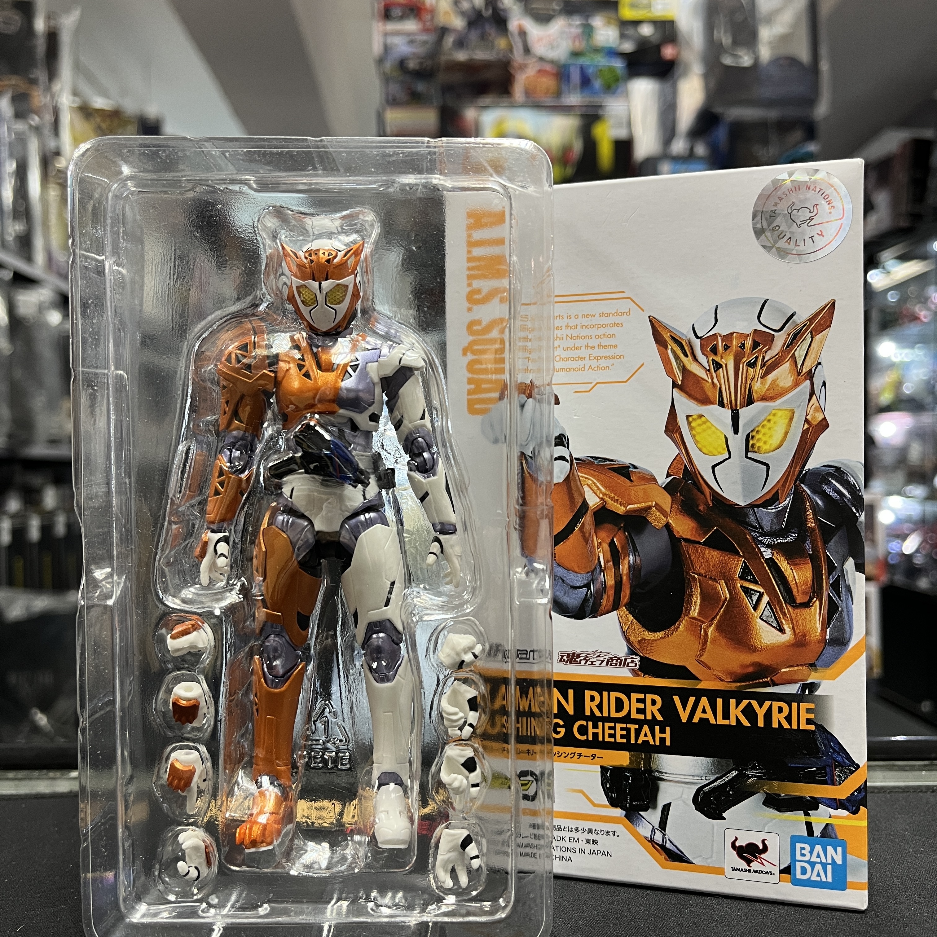 幪面超人-SHF Zero One  Valkyrie Rushing Cheetah