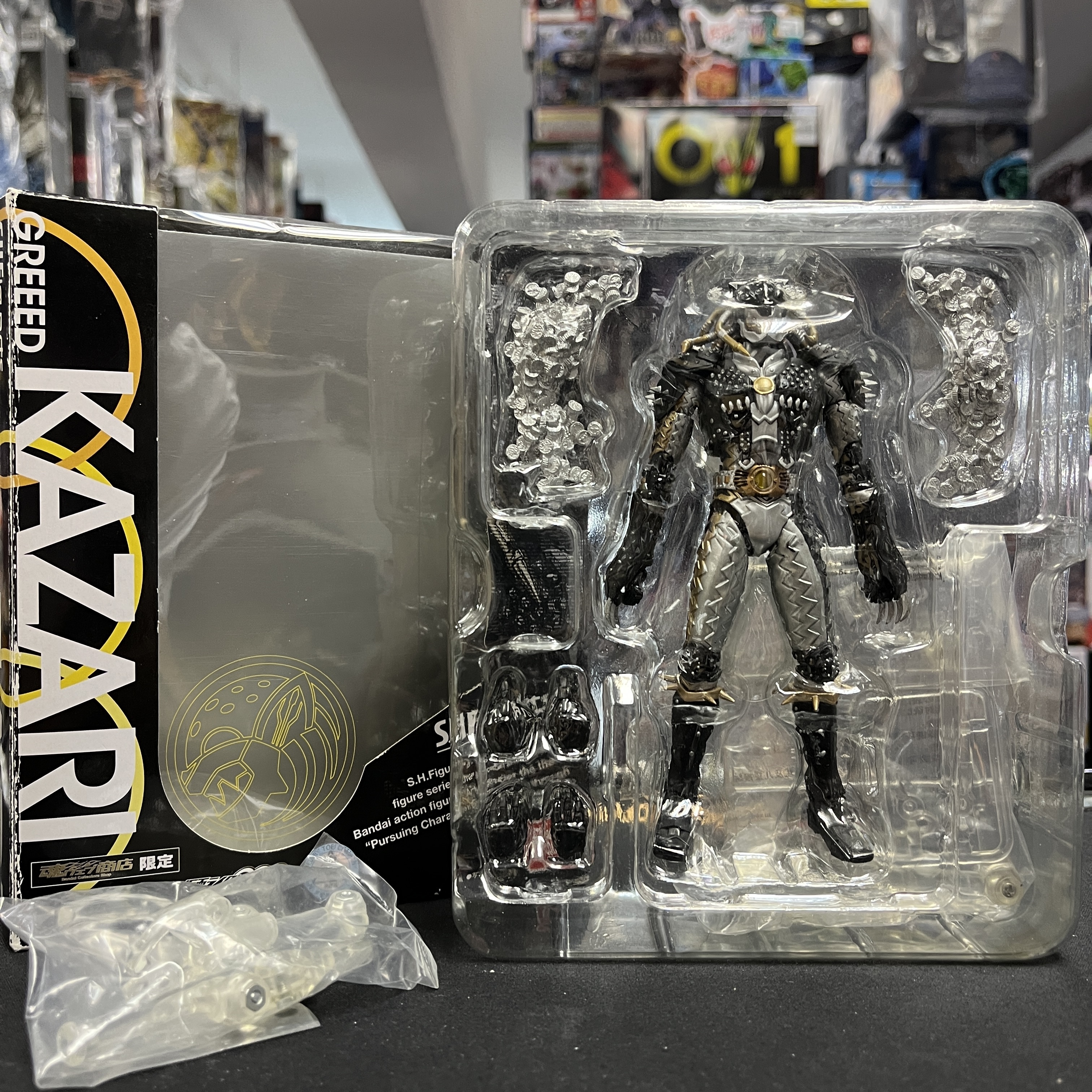 幪面超人-SHF OOO Kazari