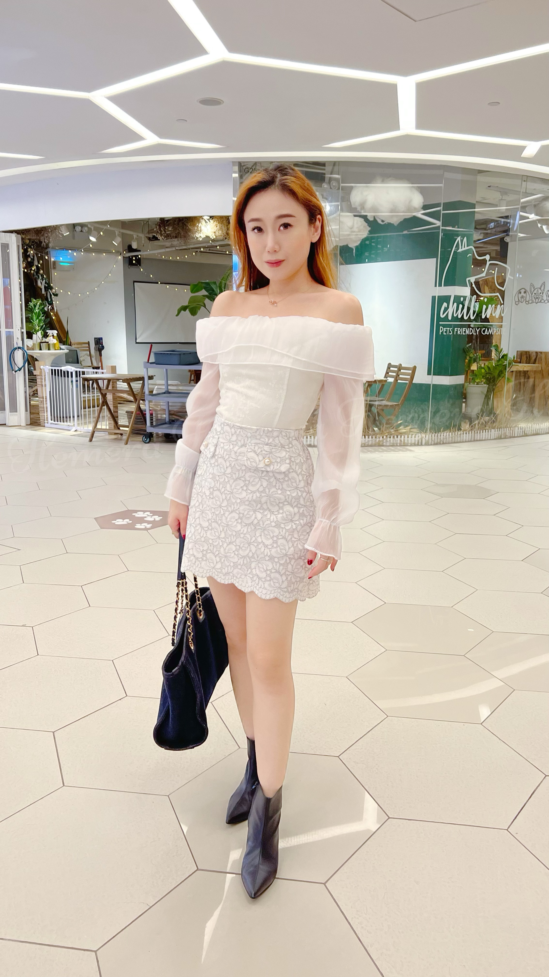 IN STOCK: TP22S1140 復古雲朵一字膊上身