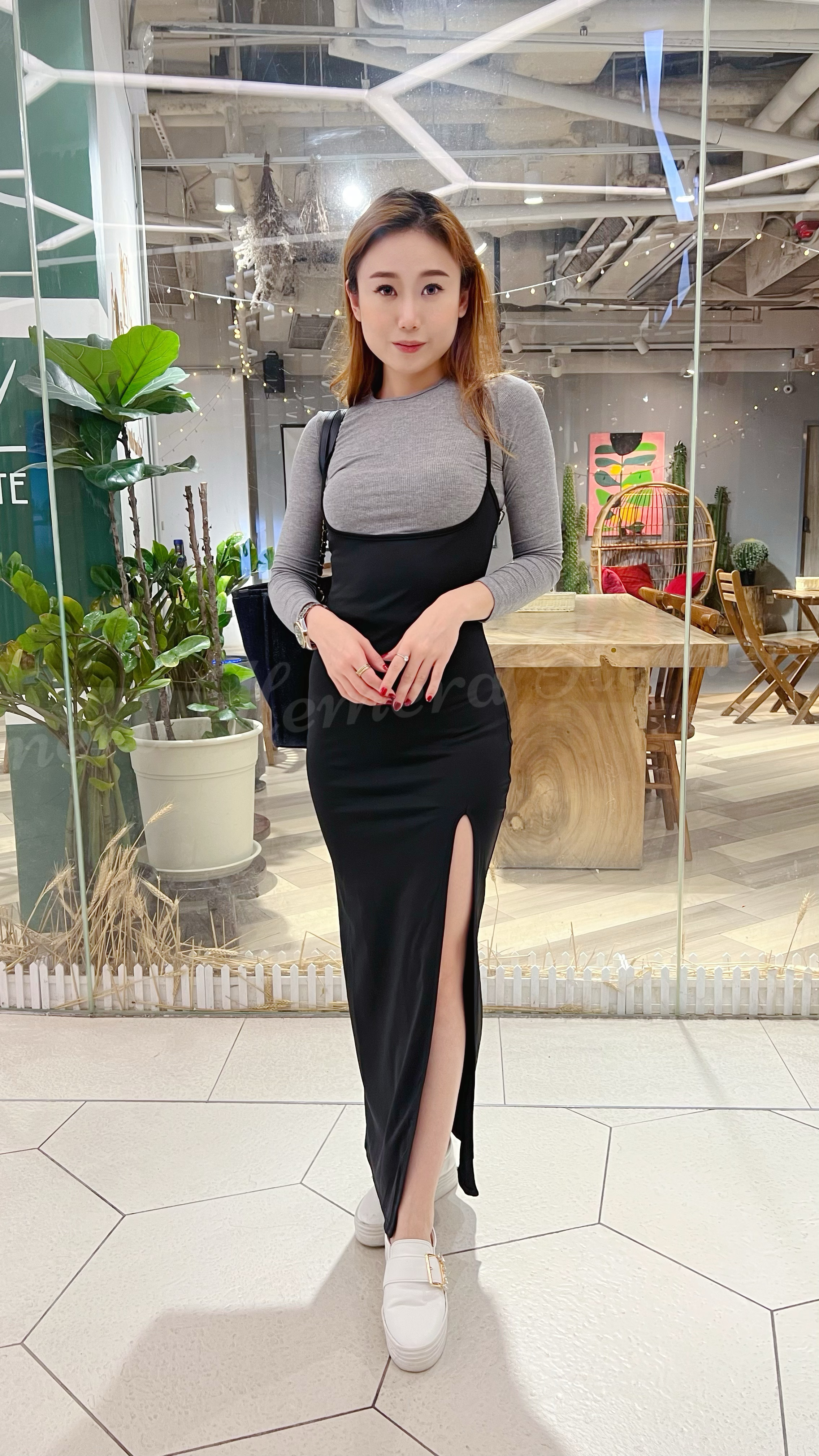 ST22S1141 波霸休閒吊帶開叉裙套裝