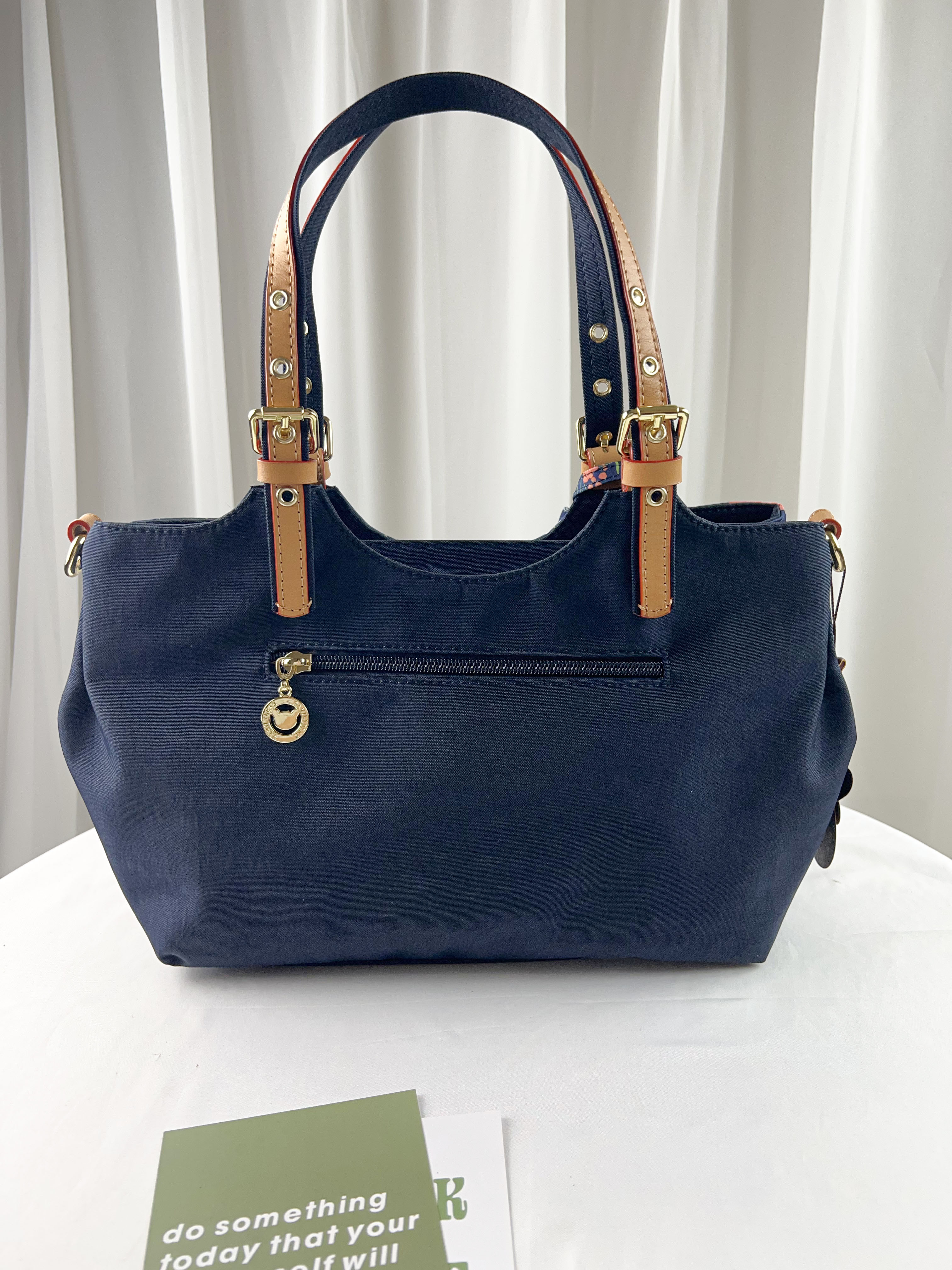 FamilyBear 藍橙花拼色防潑水手提包 / 側背包 附酒精保護套+酒精瓶 #2809