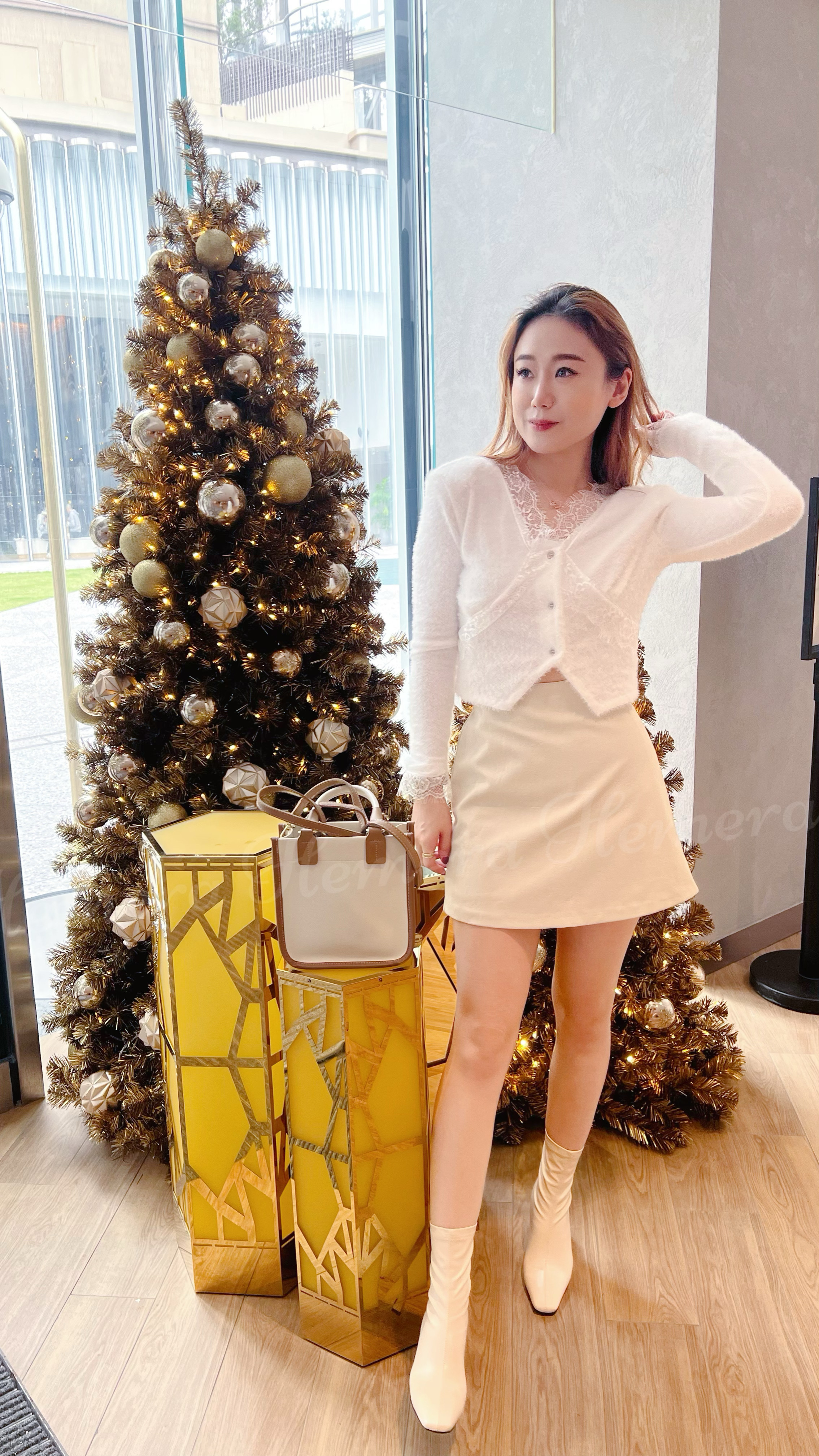 TP22S1136 甜美喵喵LACE邊溫柔開胸上身