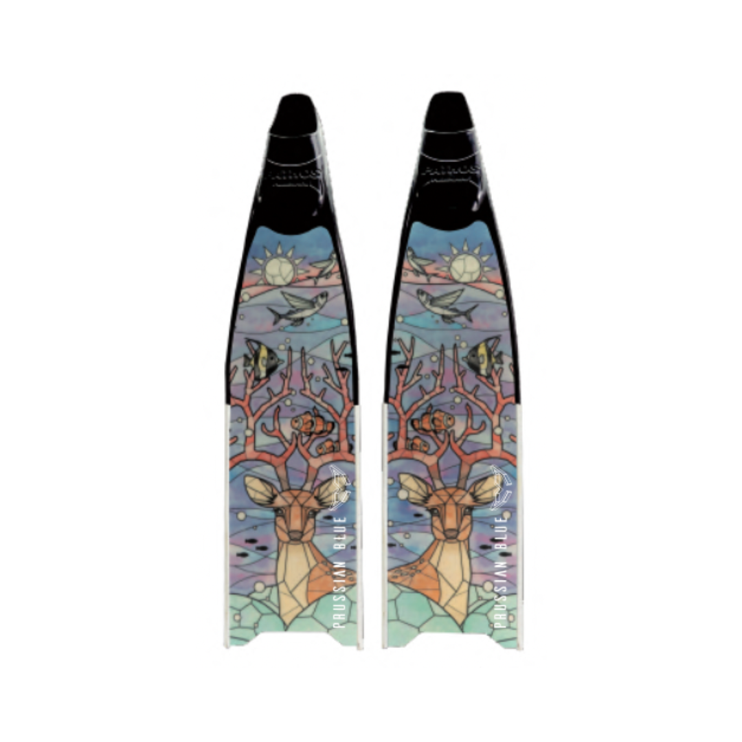 ▲2020 普魯士藍 玻纖彩繪板 梅花鹿珊瑚