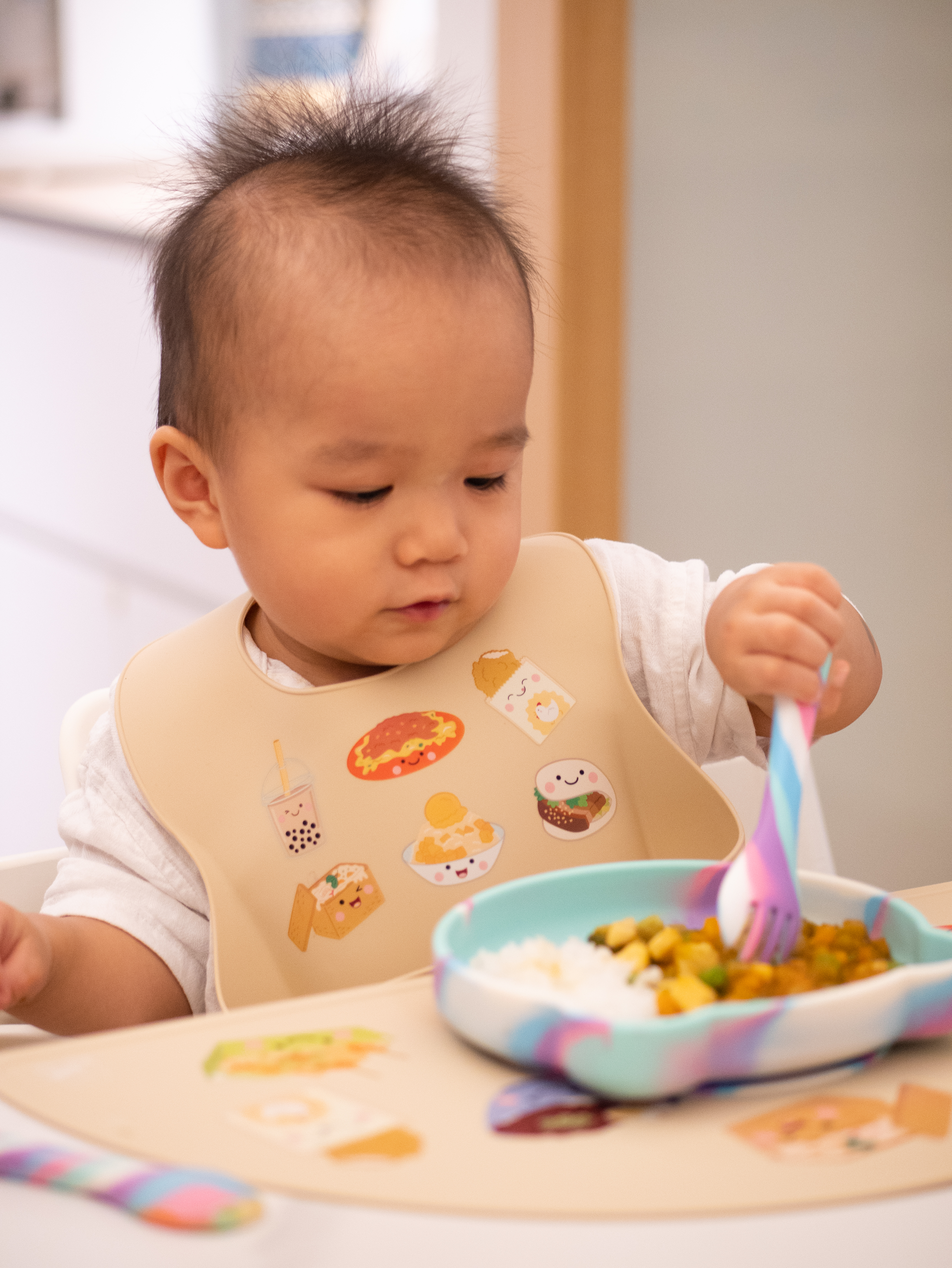 小貝尼,吸盤盤子,吸盤碗,矽膠餐具,副食品餐具,寶寶粥,副食品,嬰兒餐具