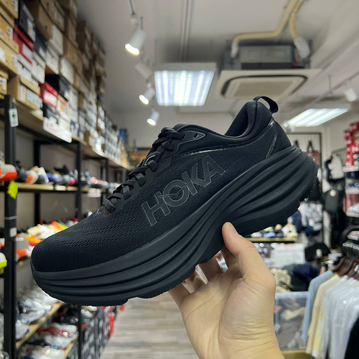 今季ブランド ONE ONE 【新品】HOKA BONDI WIDE 8 スニーカー