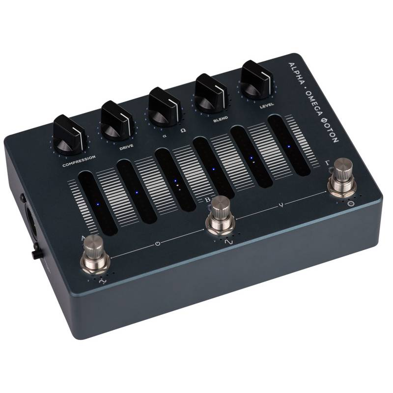 Darkglass Alpha Omega Photon 多功能前級效果器