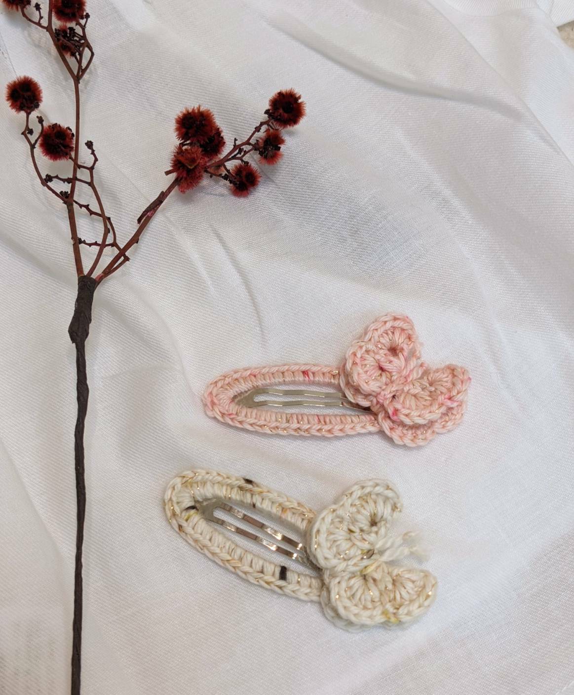 韓國髮飾 編織蝴蝶髮噼啪夾-米白