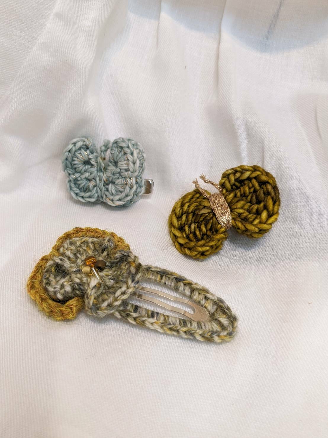 韓國髮飾 蝴蝶鴨嘴髮夾- 橄欖金