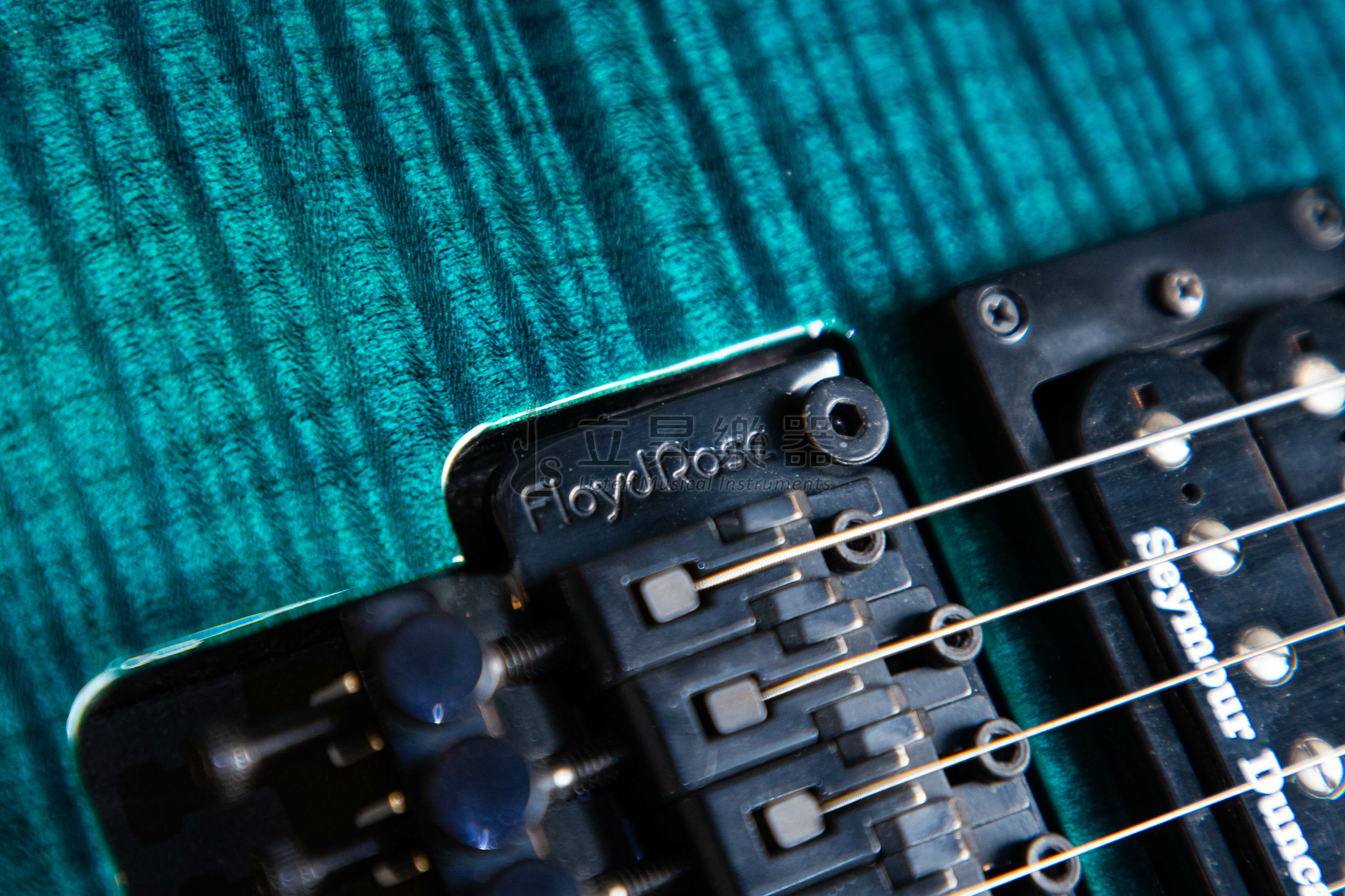 Blue 『買就送MONO琴袋』Charvel Pro-Mod San Dimas SD1-2H Floyd Rose Trans Blue Burst 大搖座 電吉他 Seymour Duncan 拾音器 楓木指板 深藍色 墨廠 第 5 張圖片｜三峽吉他 / Bass