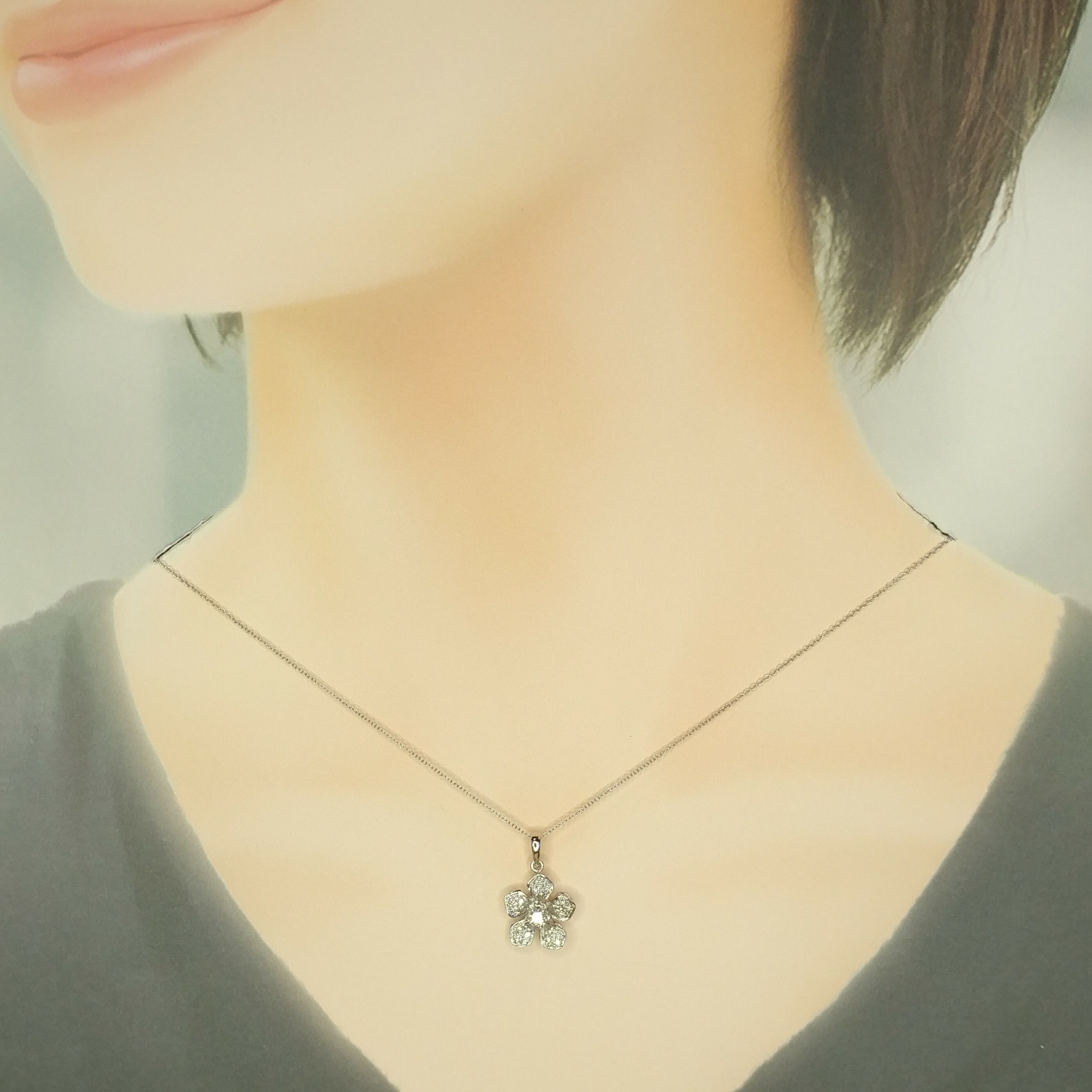 全新18K白金16份鑽石吊墜