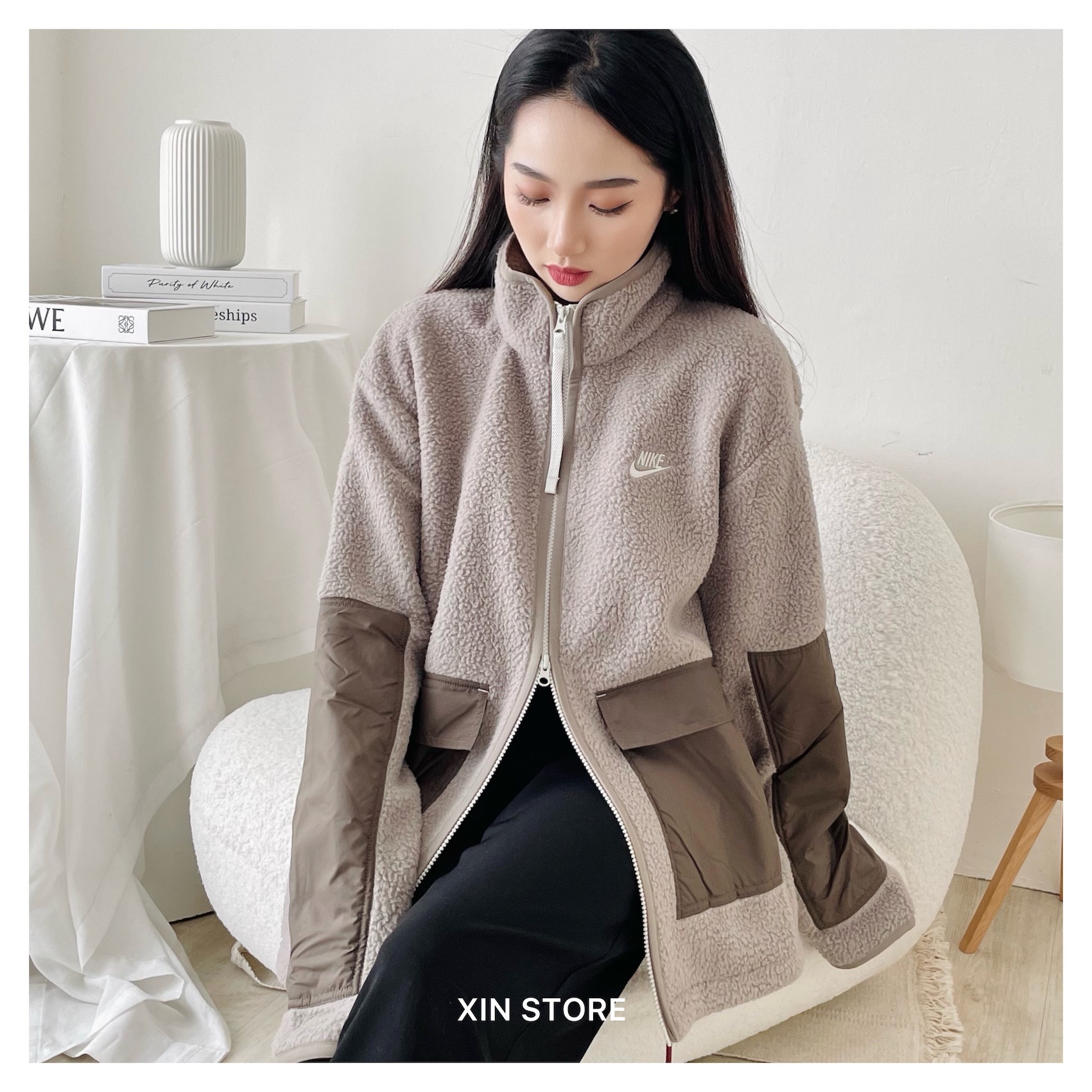 【現貨】Nike NSW JKT Outdoor 外套 羊羔毛 刺繡 字勾 拼接 口袋 雙拉鍊 立領外套 黑 可可奶