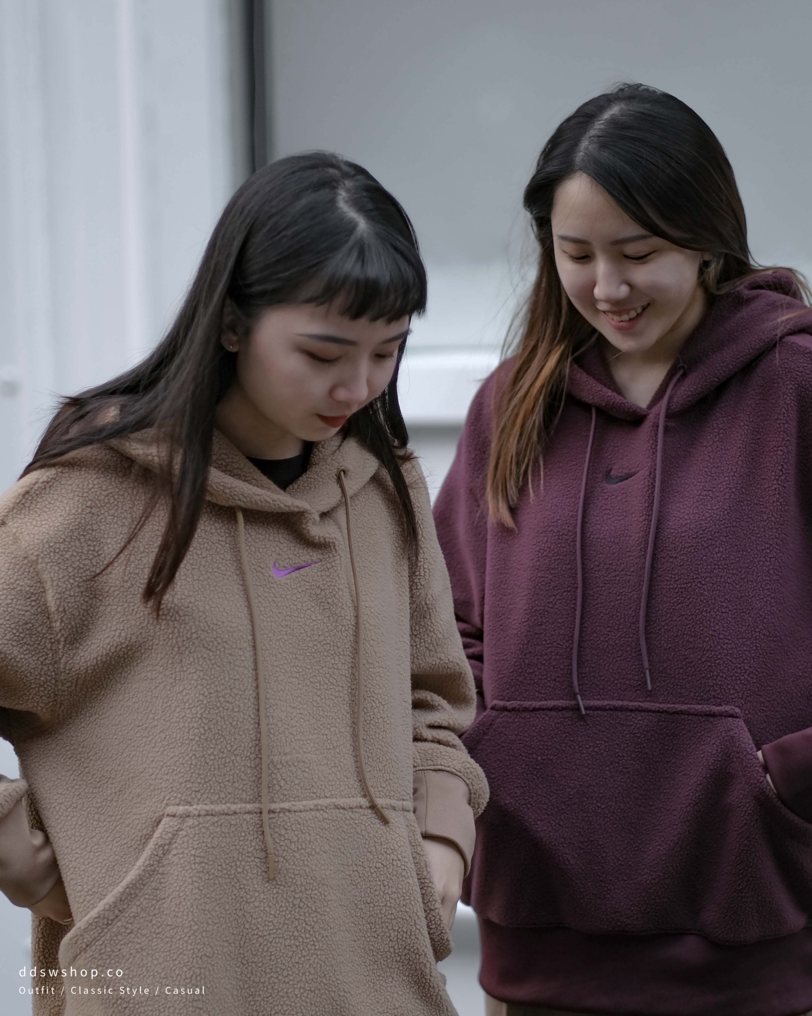 Nike NSW Hoodie 帽踢 女款 搖粒絨 撞色Logo 刺繡 口袋 摩卡咖 DQ6841-258 葡萄紫 DQ6841-652