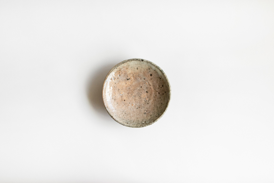 八田亨-白掛4寸皿