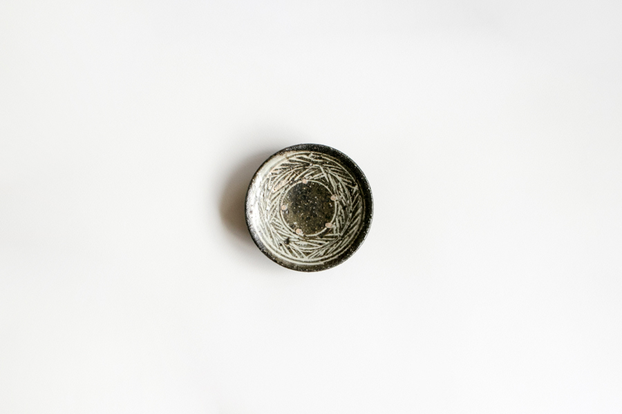 八田亨-黑三島手3吋皿