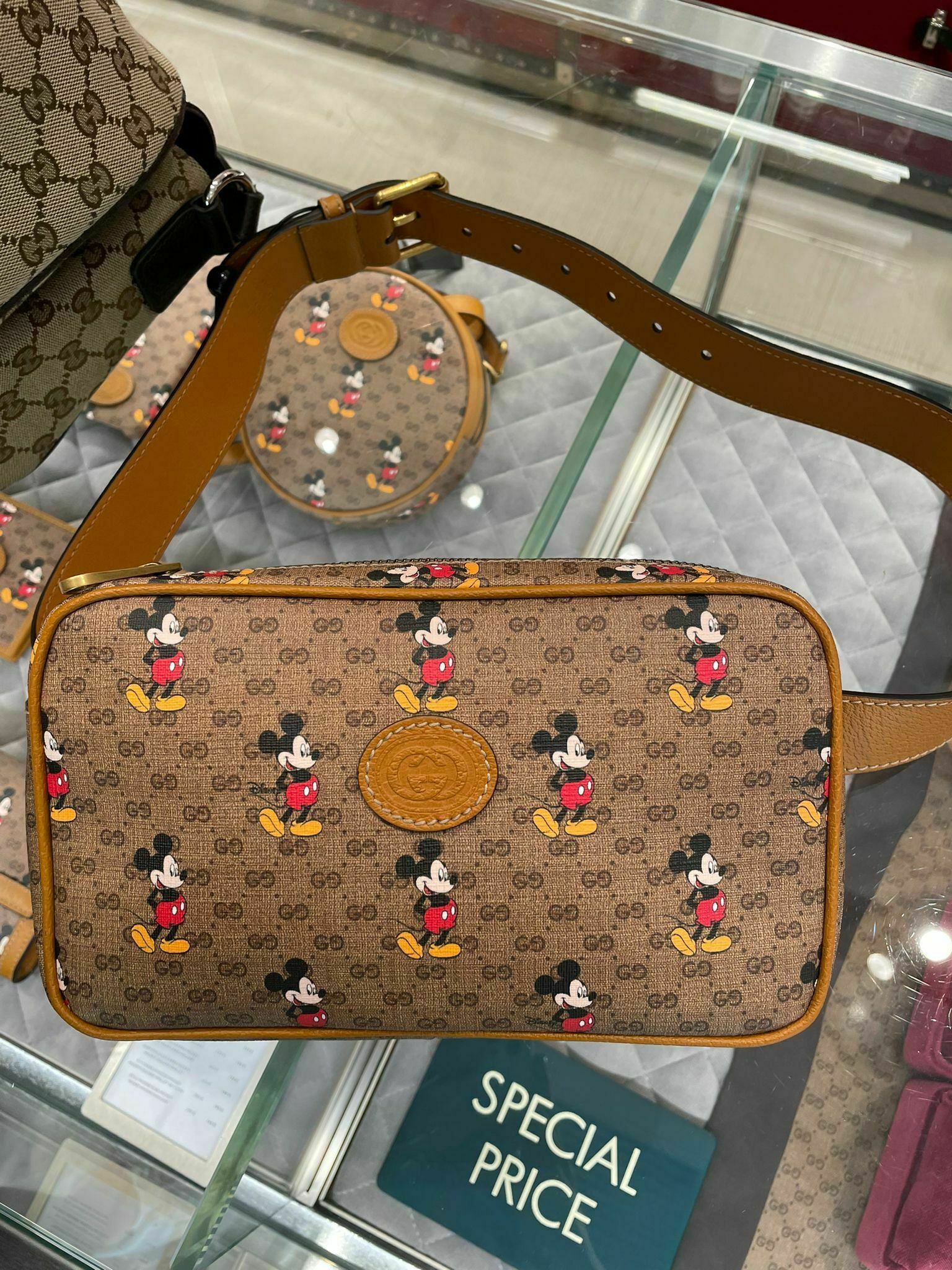 GUCCI CHEST BAG WITH MICKEY MOUSE PATTERN (SIZE:95)