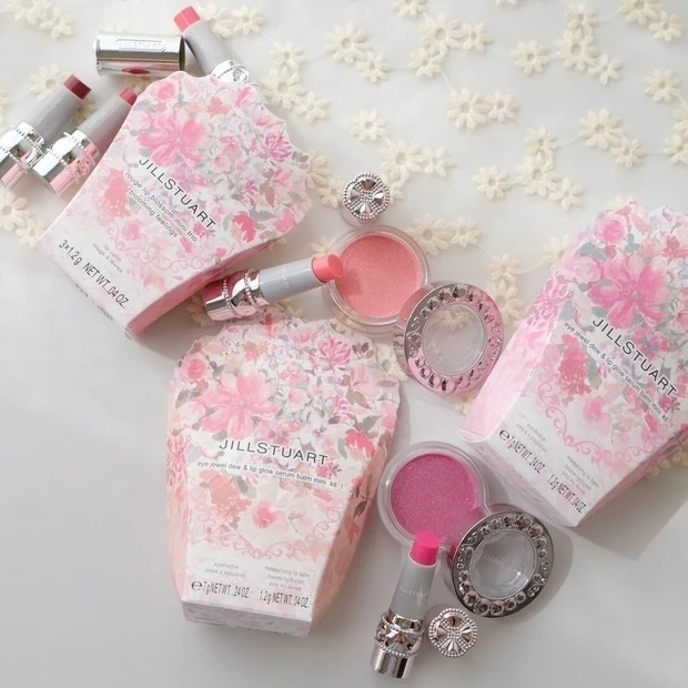 [限定] JILL STUART Rouge Lip Blossom Mini Trio Blooming Feelings & Eye Jewel Dew & Lip Glow Serum Balm Mini Kit 眼影唇色花束禮盒