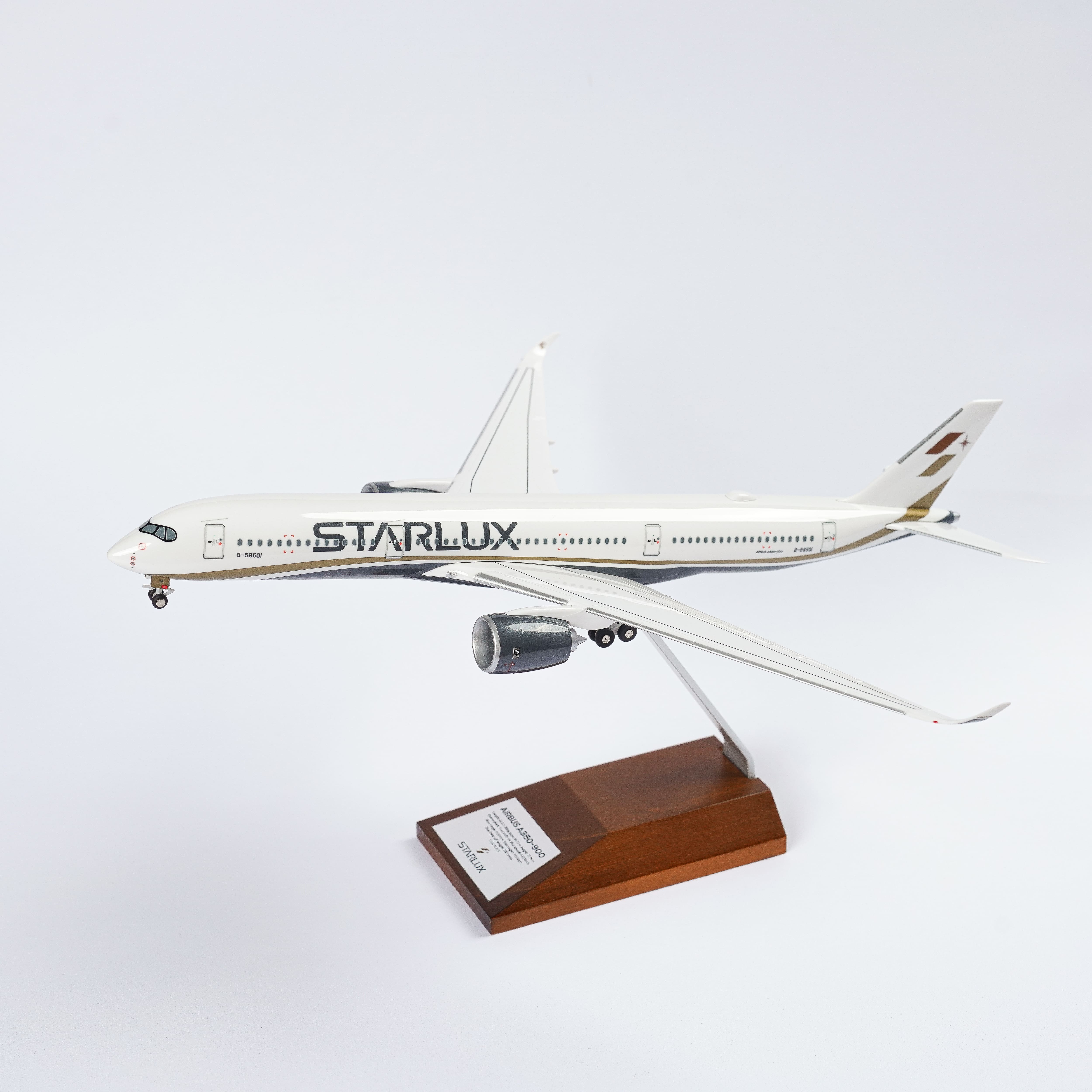 STARLUX | A350-900 1:200 飛機模型(B-58501)