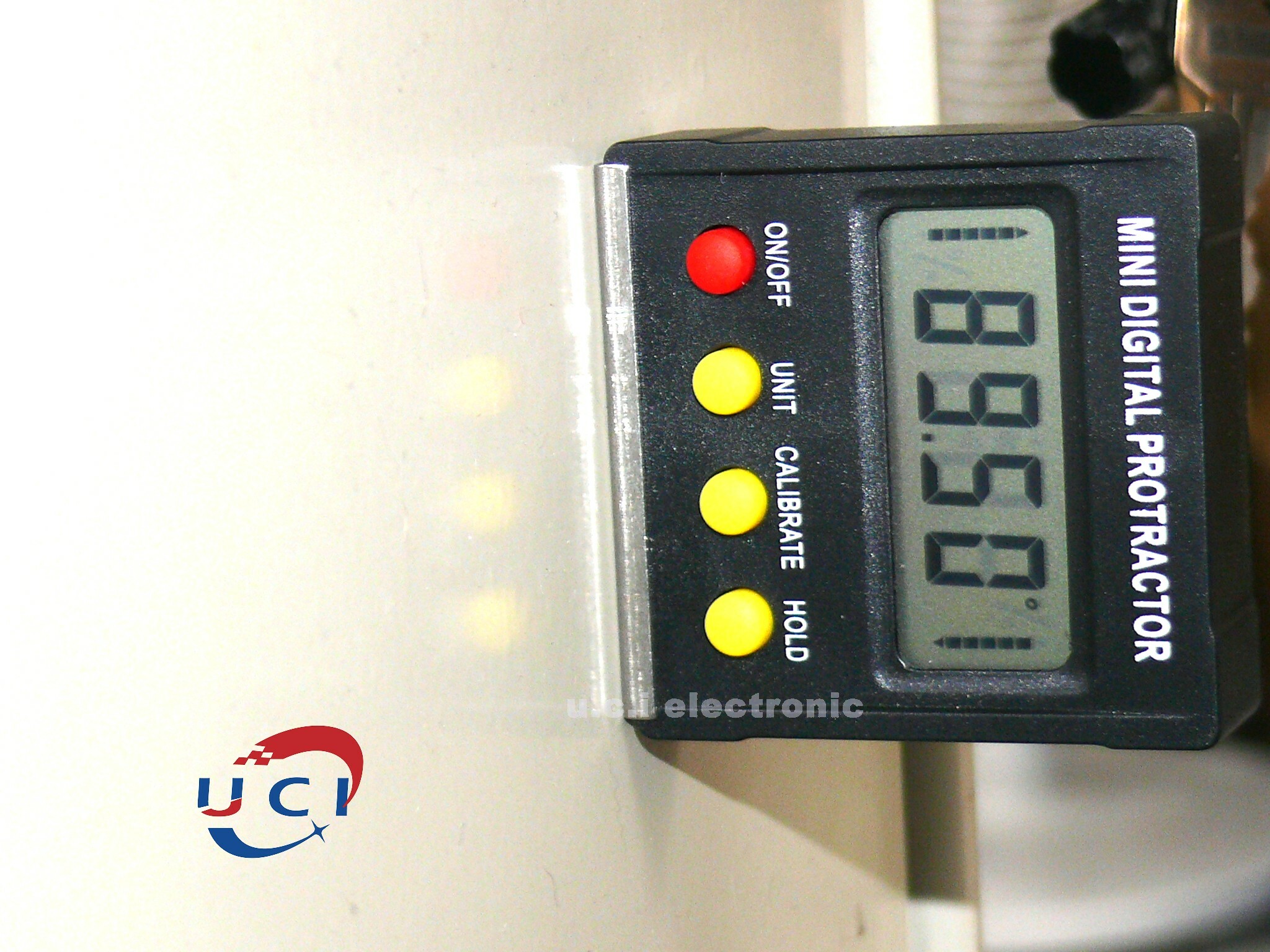 【UCI電子】(L-1)黑色迷你電子數顯傾角儀 坡度水平儀量角器 磁性角度尺傾角盒 傾角儀