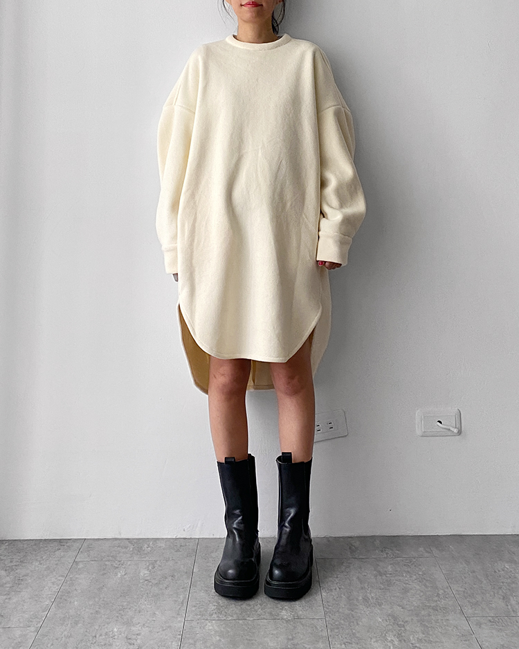MFT-2216 Oversize絨面洋裝 ᴄʀᴇᴀᴍ