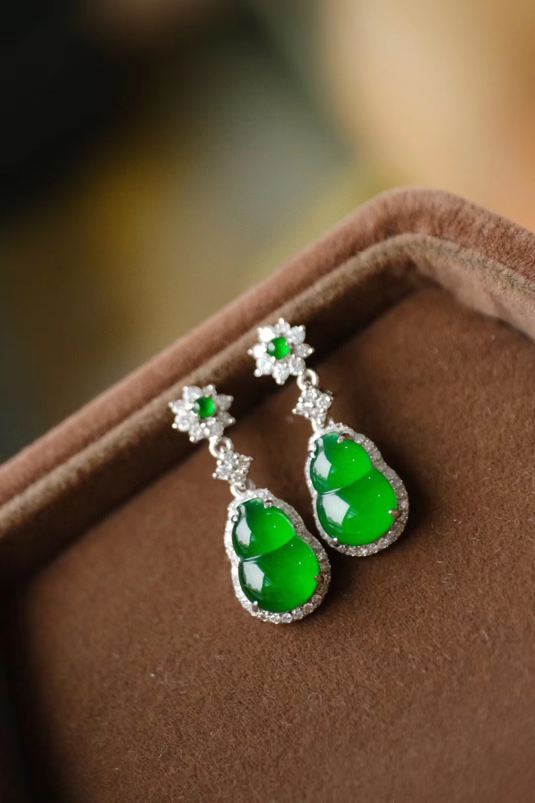 1117819 濃陽綠葫蘆耳墜